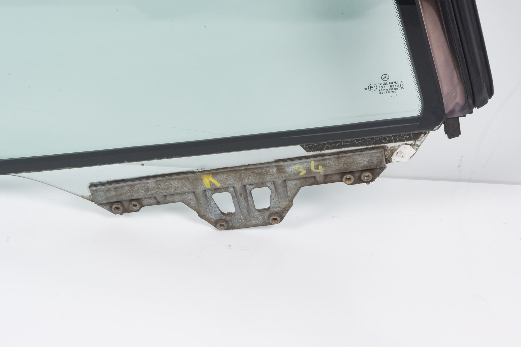 Mercedes 1406701210 Window Glass - Rear Right | C140 S