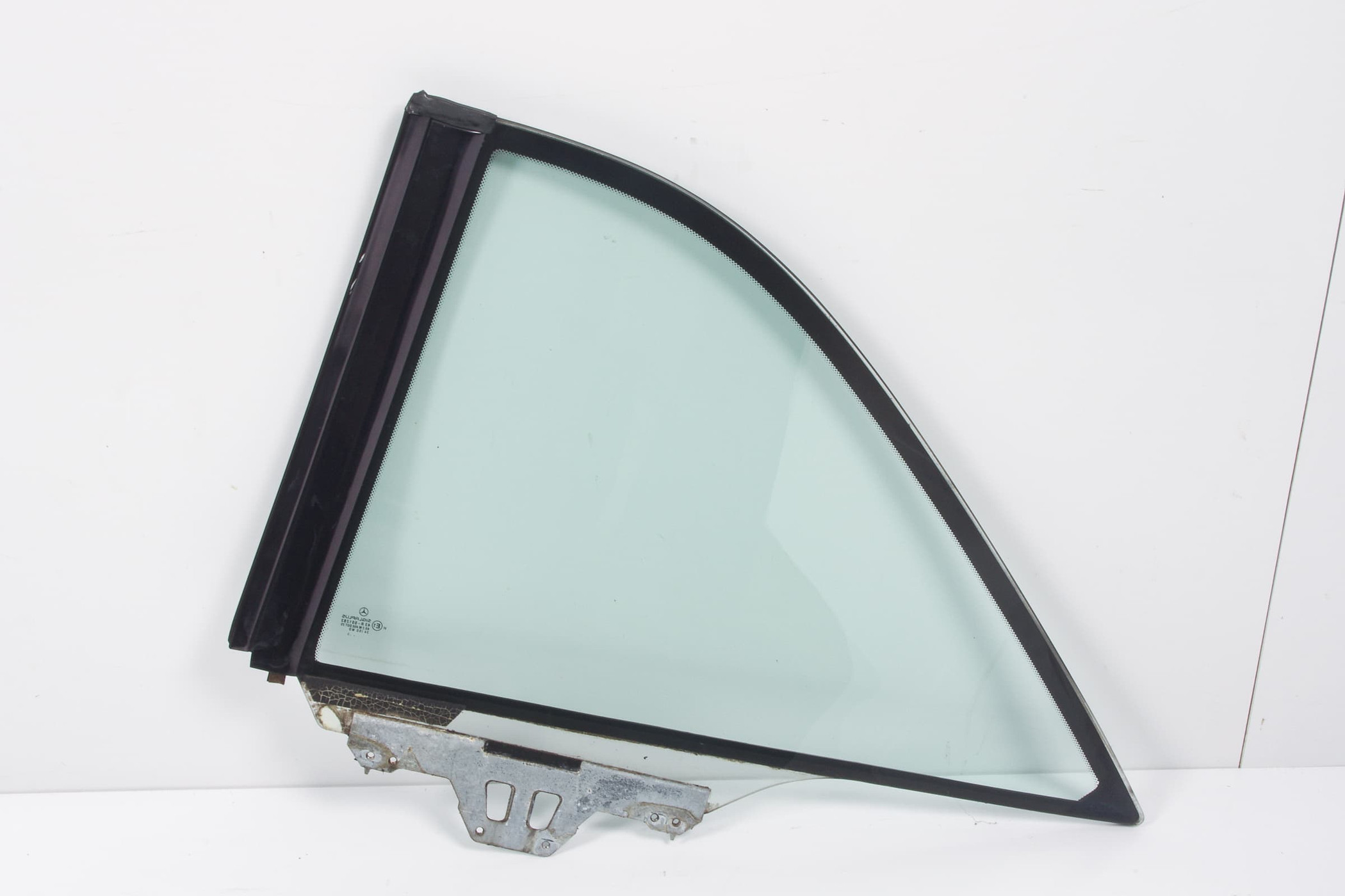 Mercedes 1406701210 Window Glass - Rear Right | C140 S