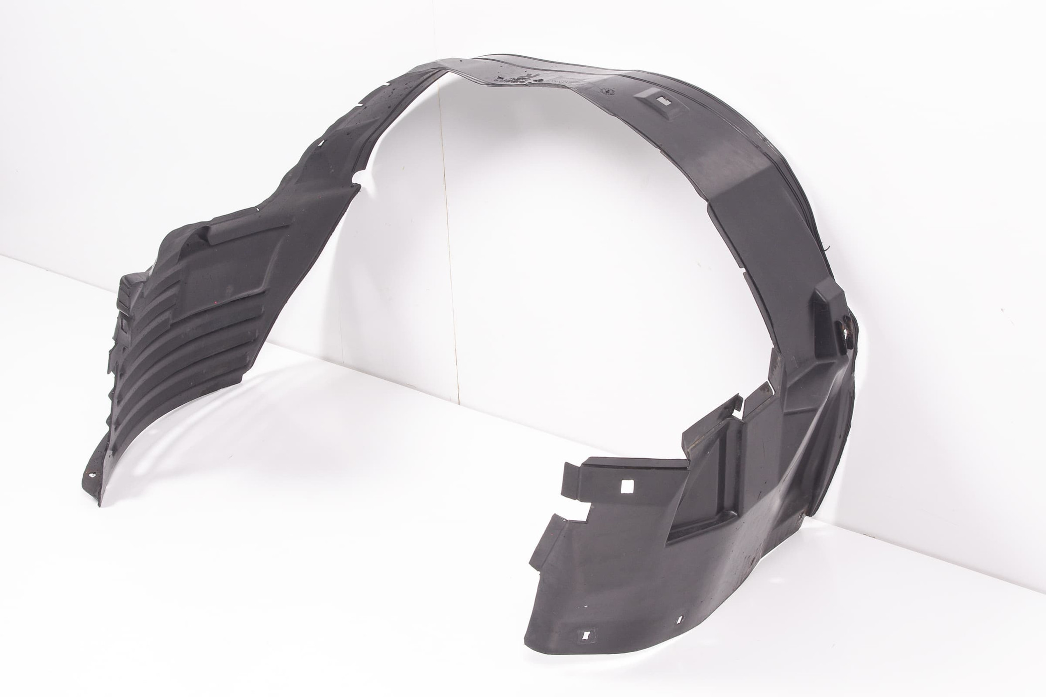 Mercedes 1406980230 Wheel Arch Liner - Front Right | W140 V140 S