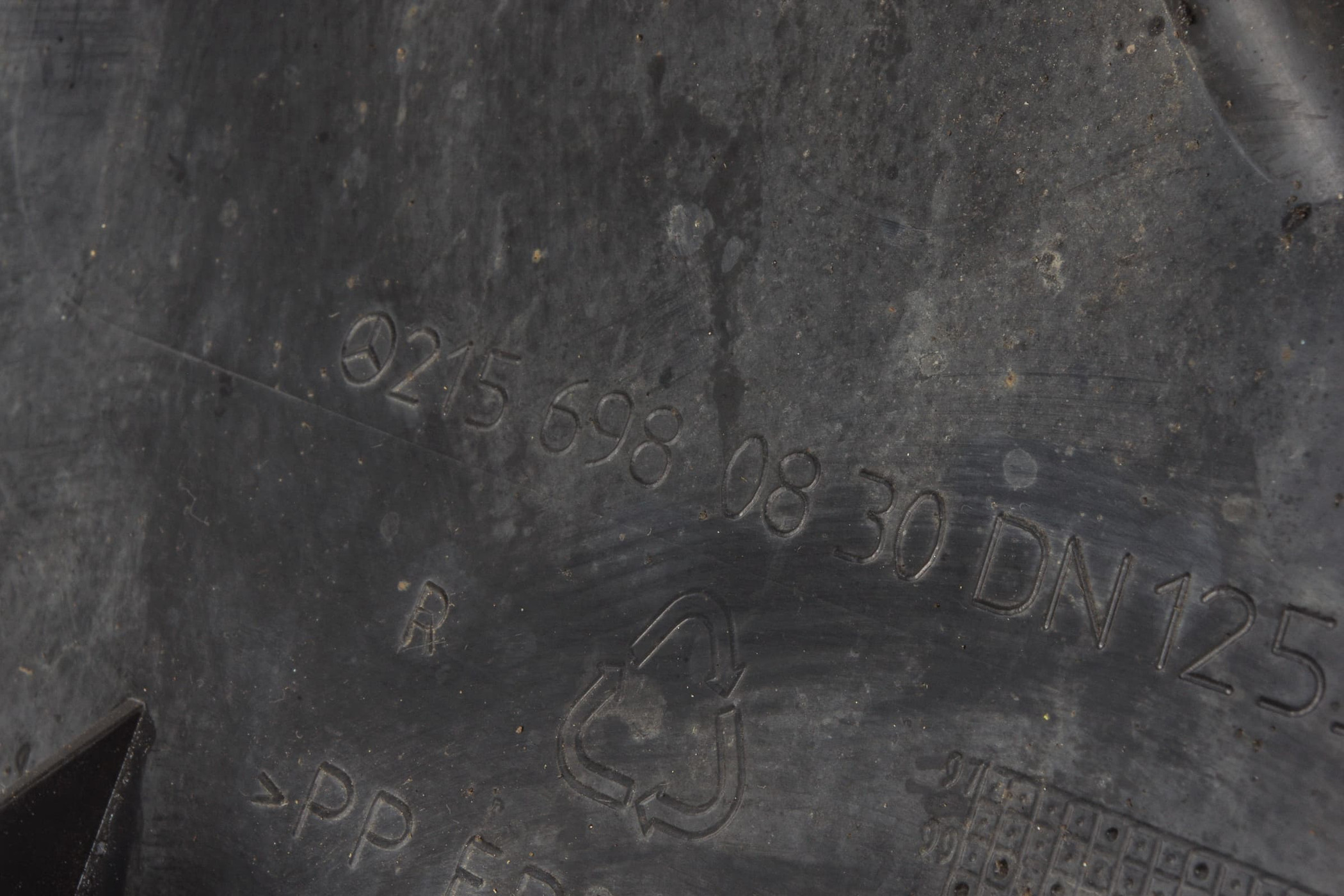 Mercedes 2156980830 Wheel Arch Liner - Front Right | C215 CL