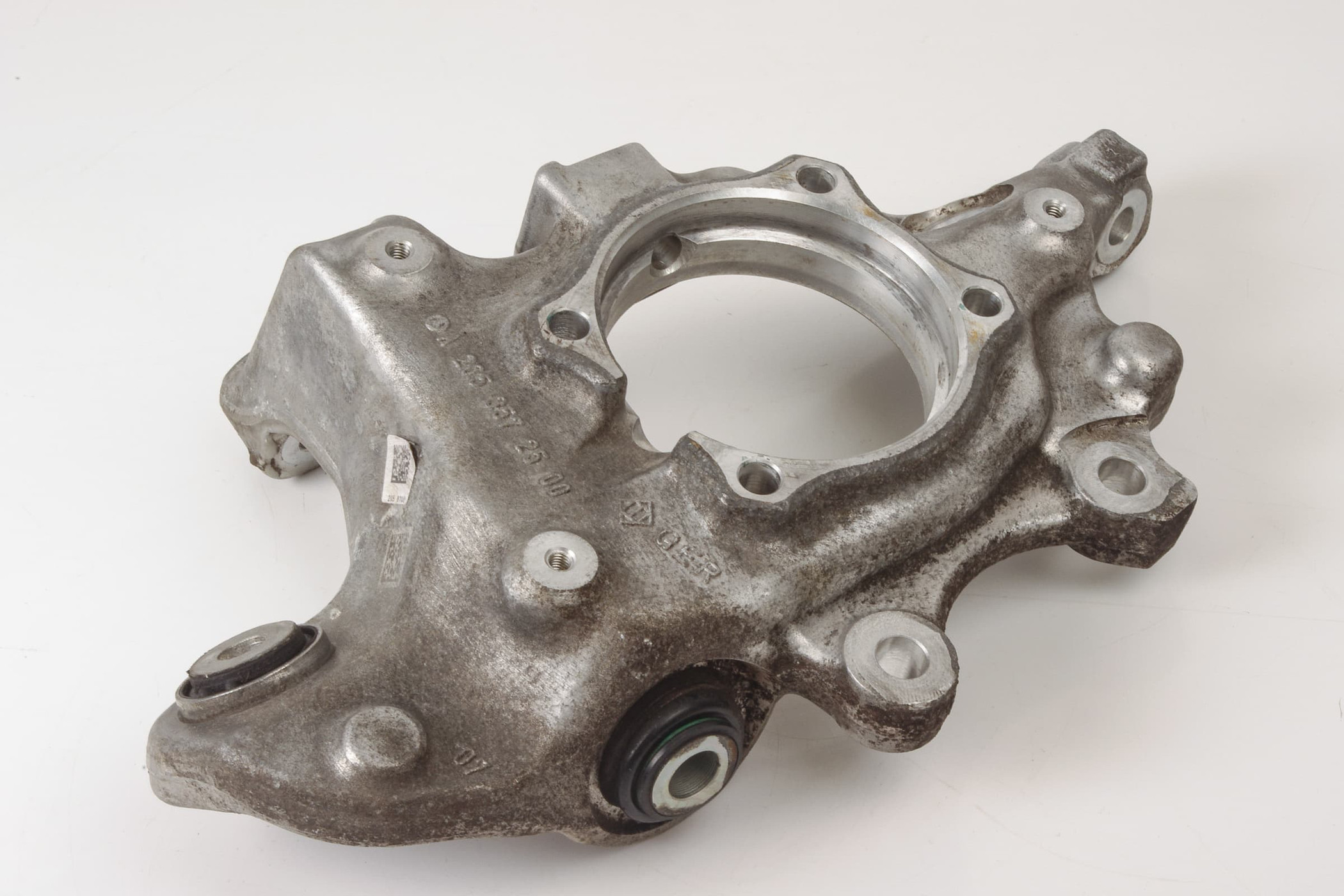 Mercedes 2053572500 AMG Wheel Hub Housing - Rear Left | W205 C W213 C238 E...