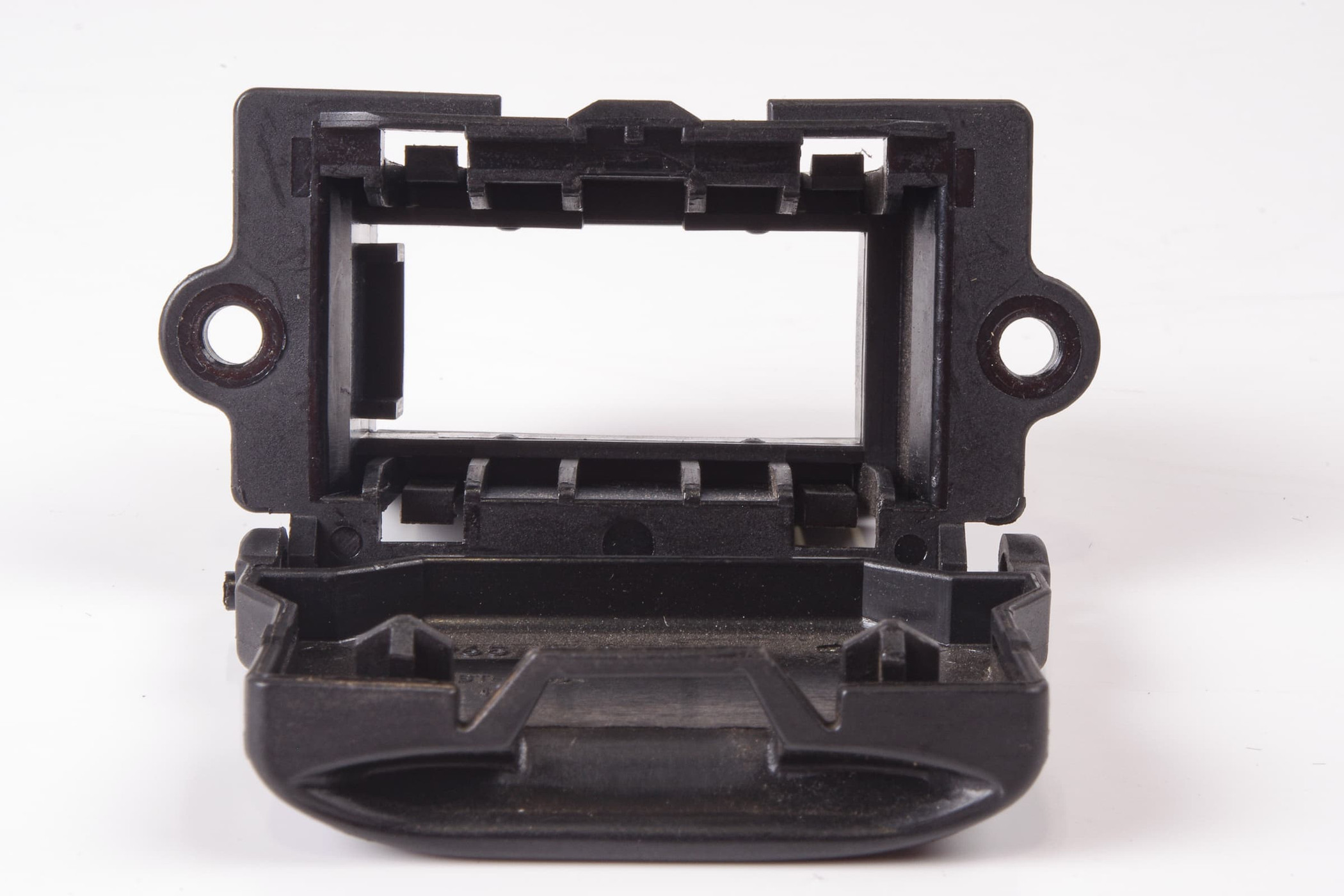 Mercedes 2025402373 Diagnostic Plug Cover | W117 CLA R129 R230 R231 SL W140...