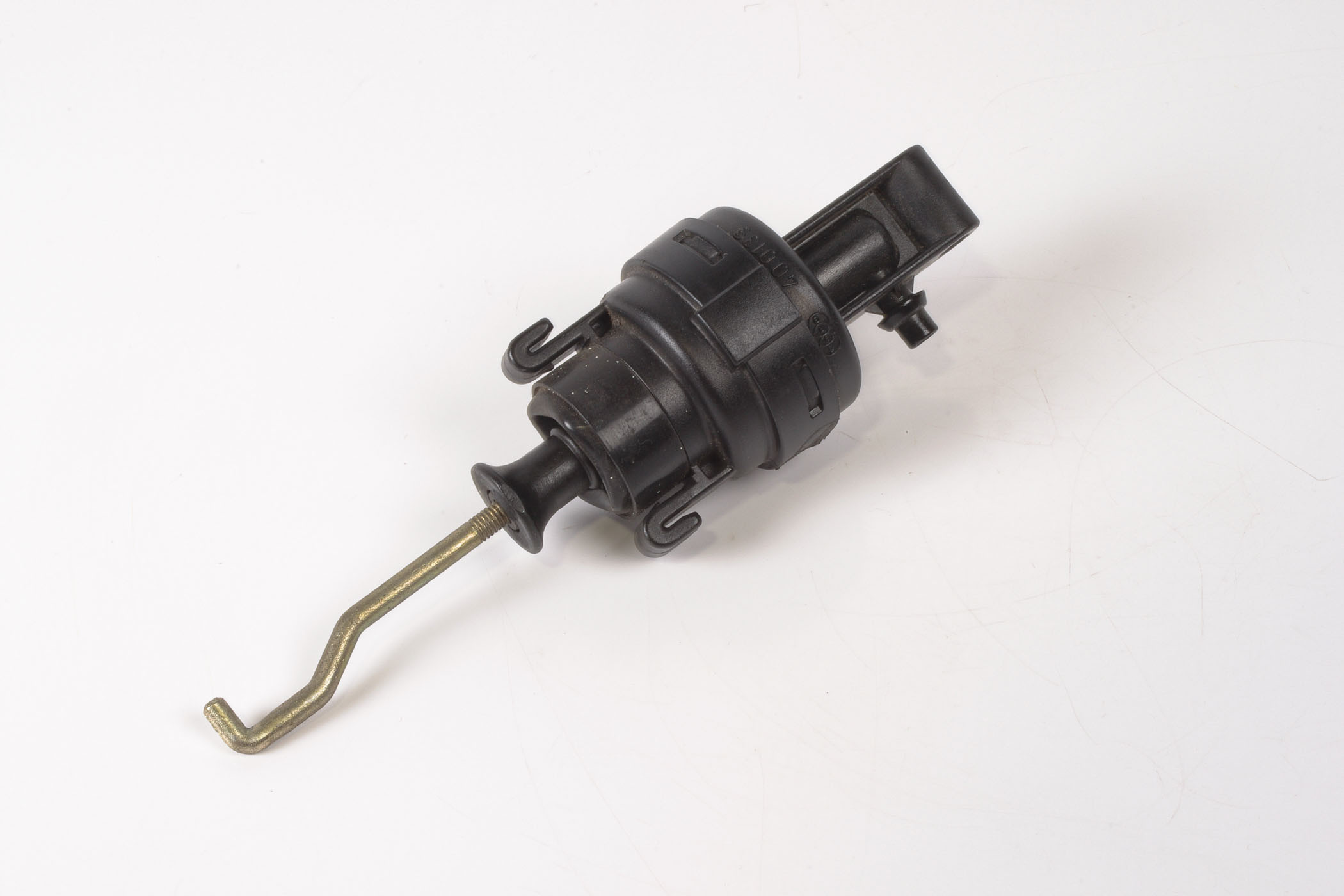 Mercedes 1408001775 Door Lock Vacuum Actuator - Rear | W140 V140 C140 S