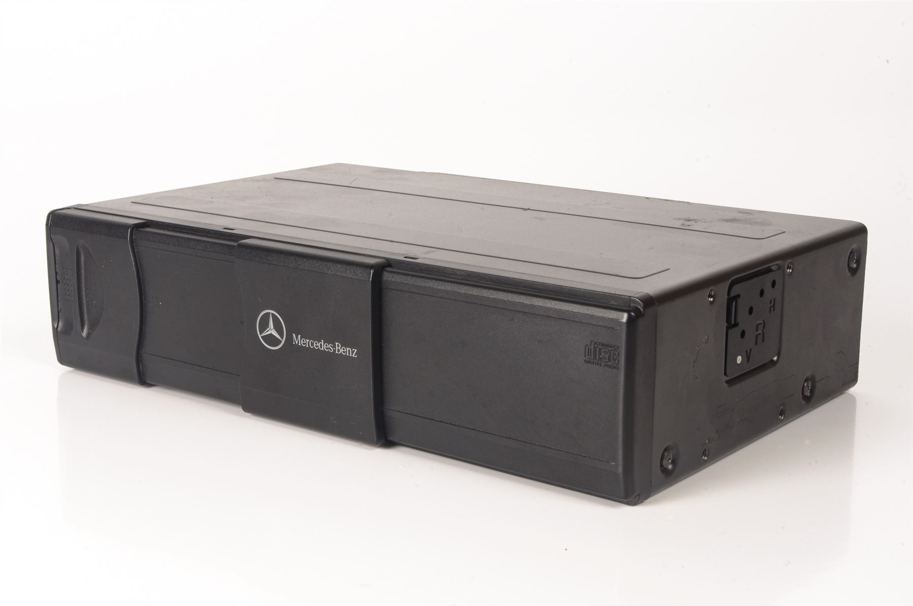 Mercedes 2038703389 CD Changer | W203 CL203 C C209 A209 CLK R230 SL W463 G...