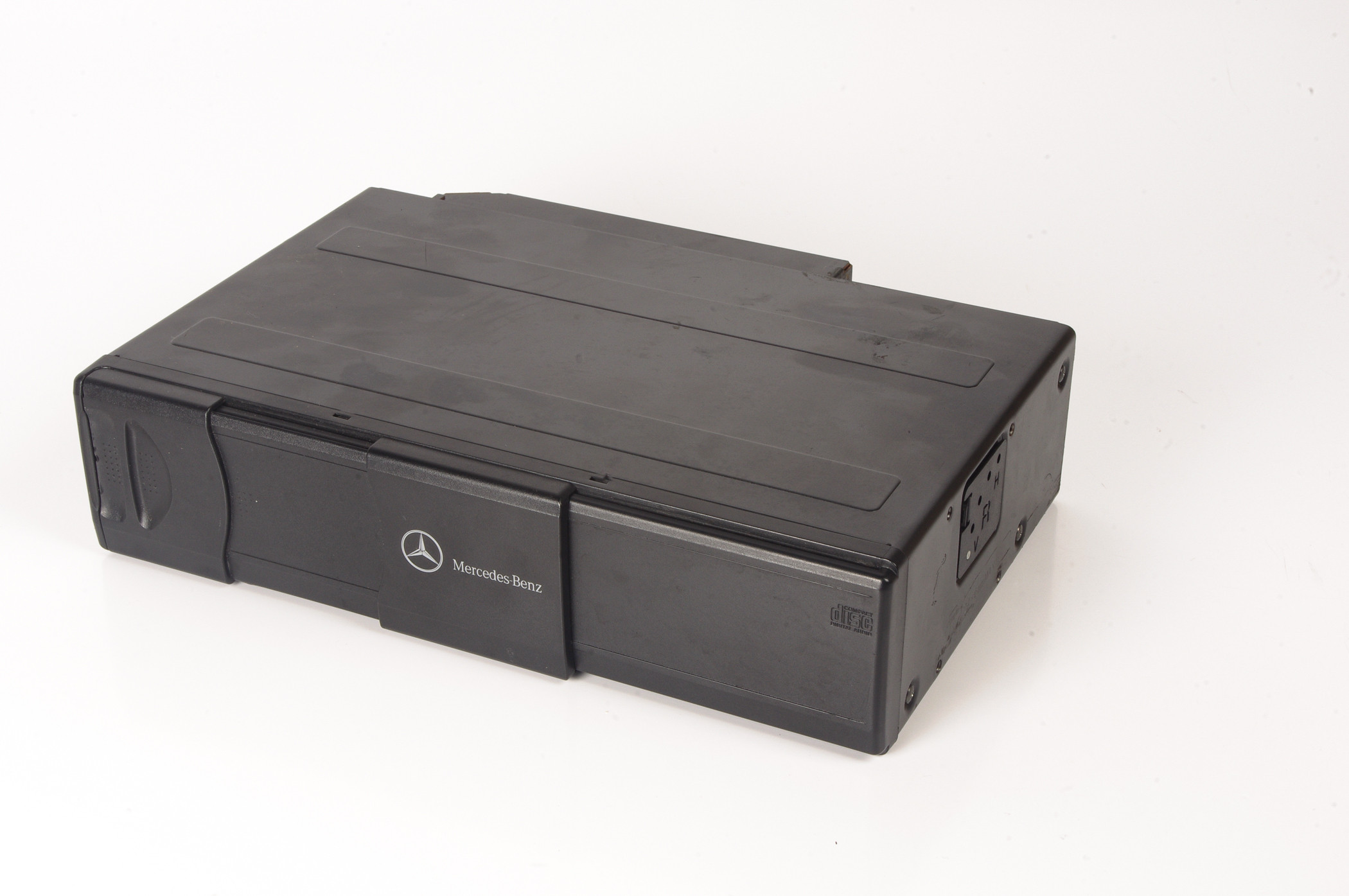 Mercedes 2038703389 CD Changer | W203 CL203 C C209 A209 CLK R230 SL W463 G...