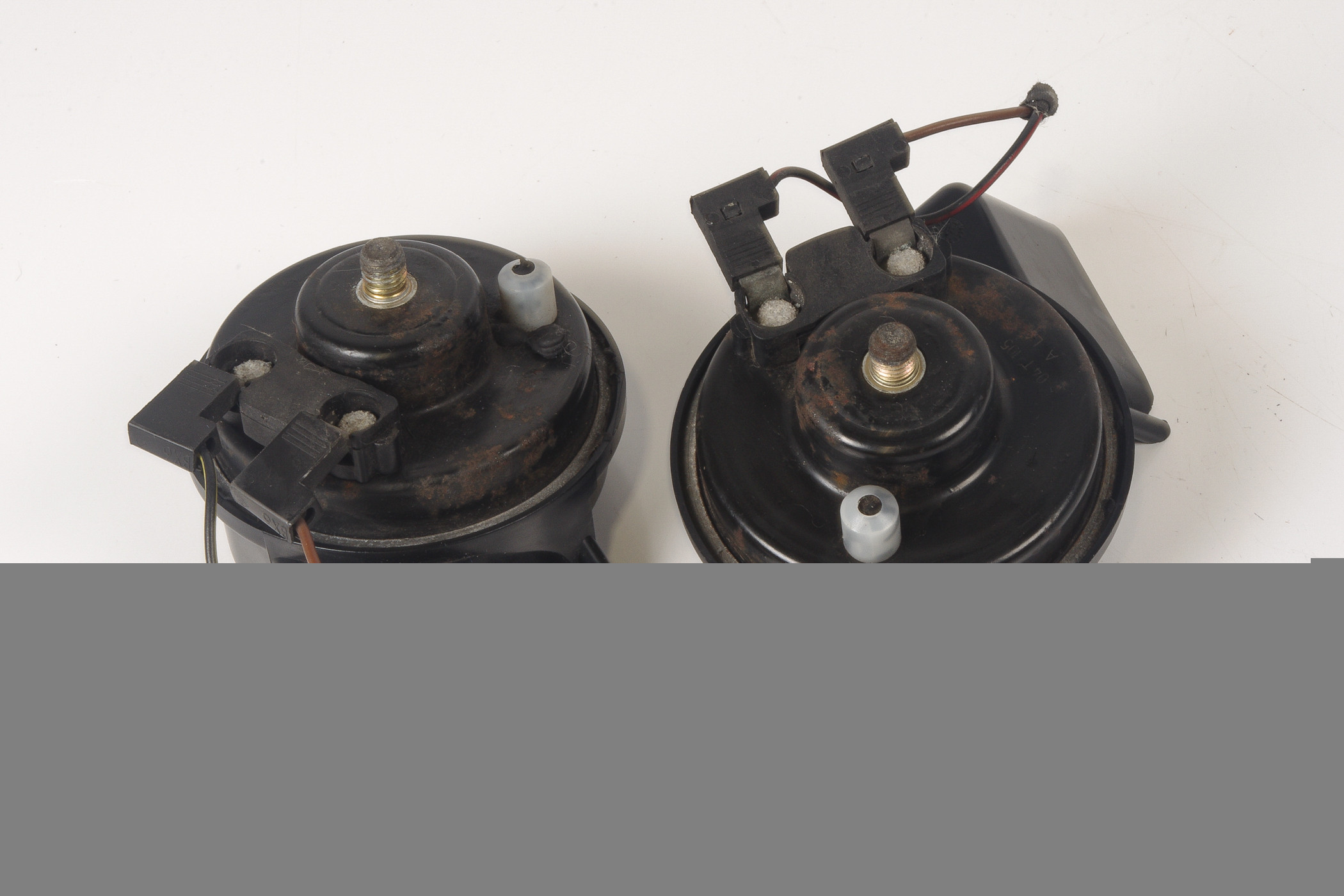 Mercedes 2305420320 Horn Set (a) | R230 SL