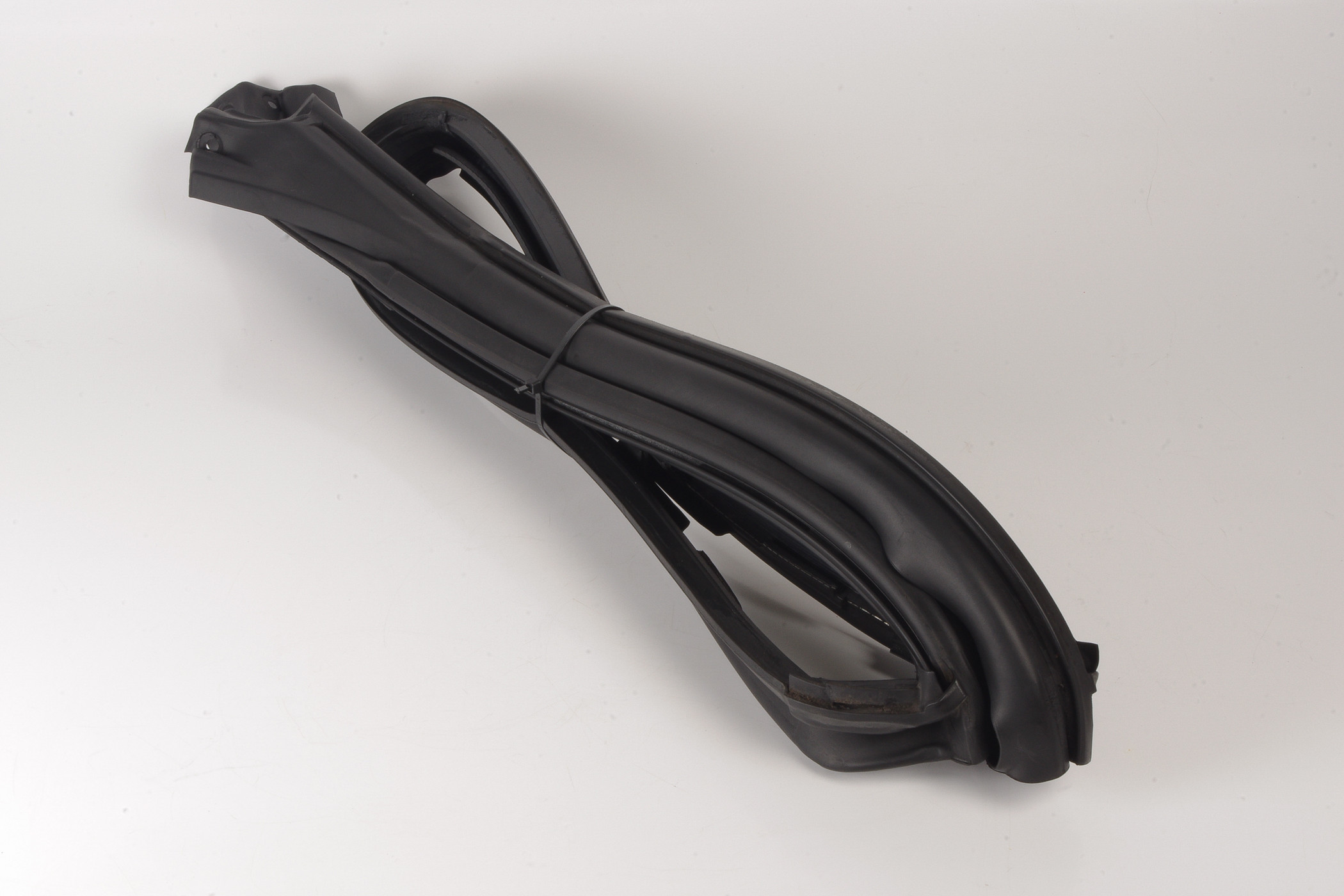 Mercedes 2307200078 A Pillar Seal | R230 SL