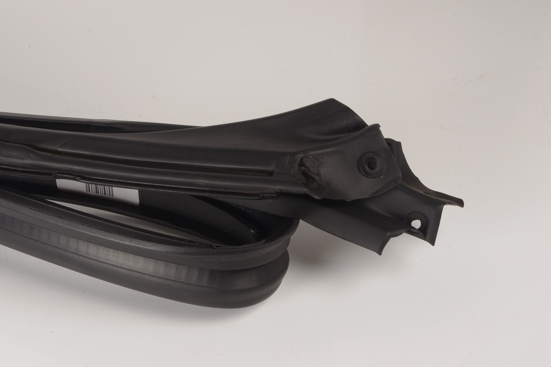 Mercedes 2307200078 A Pillar Seal | R230 SL