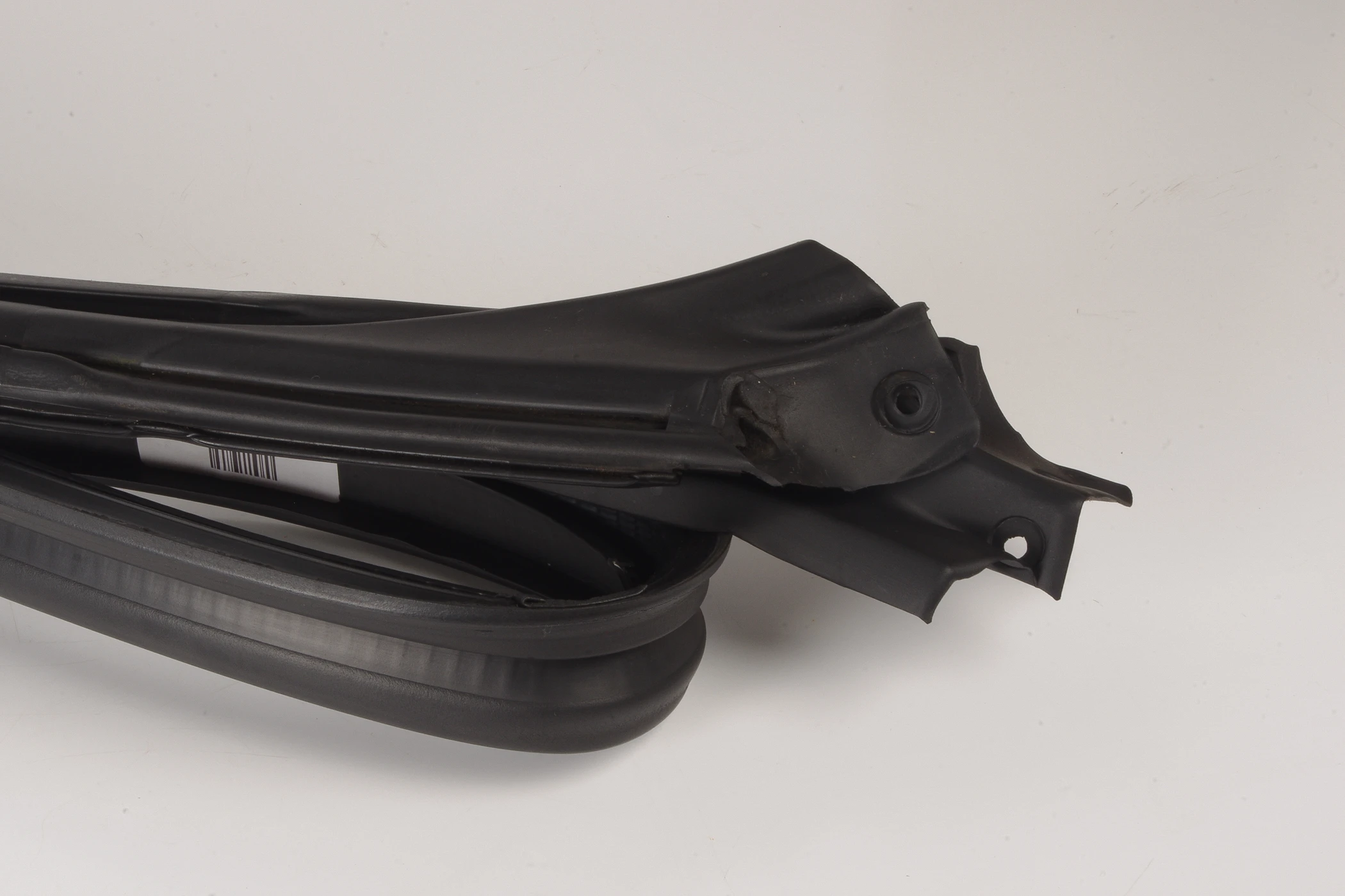 Mercedes 2307200078 A Pillar Seal | R230 SL