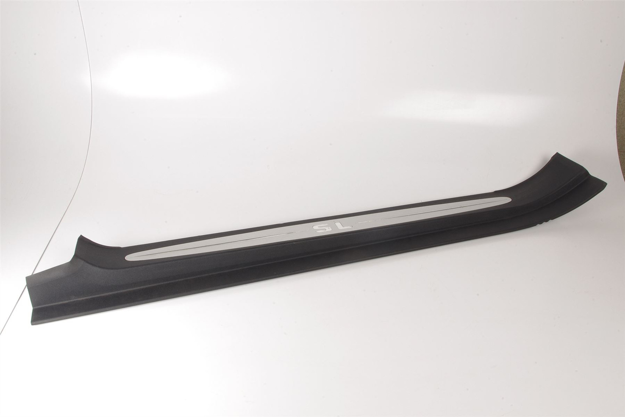 Mercedes 2306800335 Door Sill - Front Left (a) | R230 SL