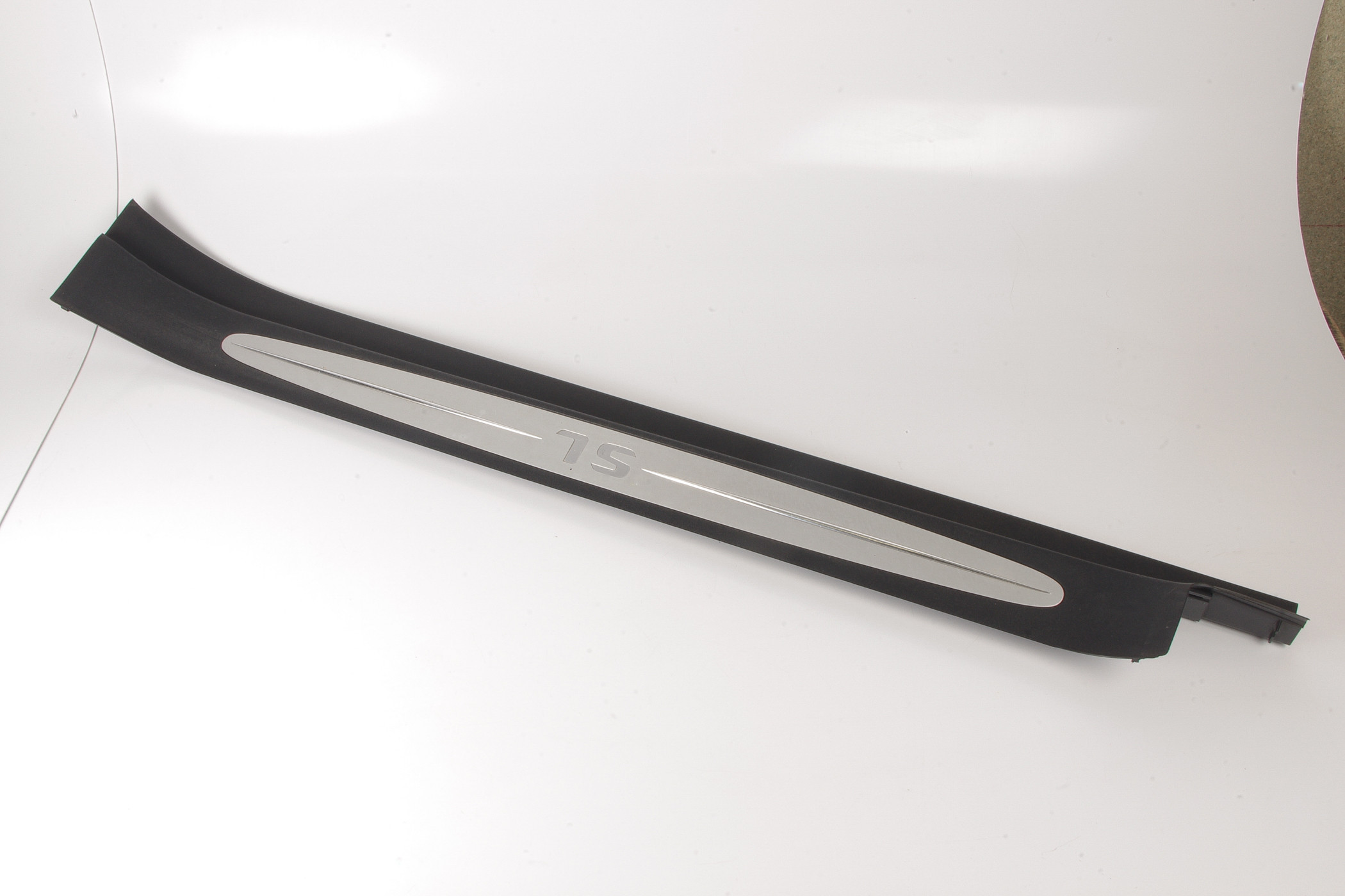 Mercedes 2306800335 Door Sill - Front Left | R230 SL