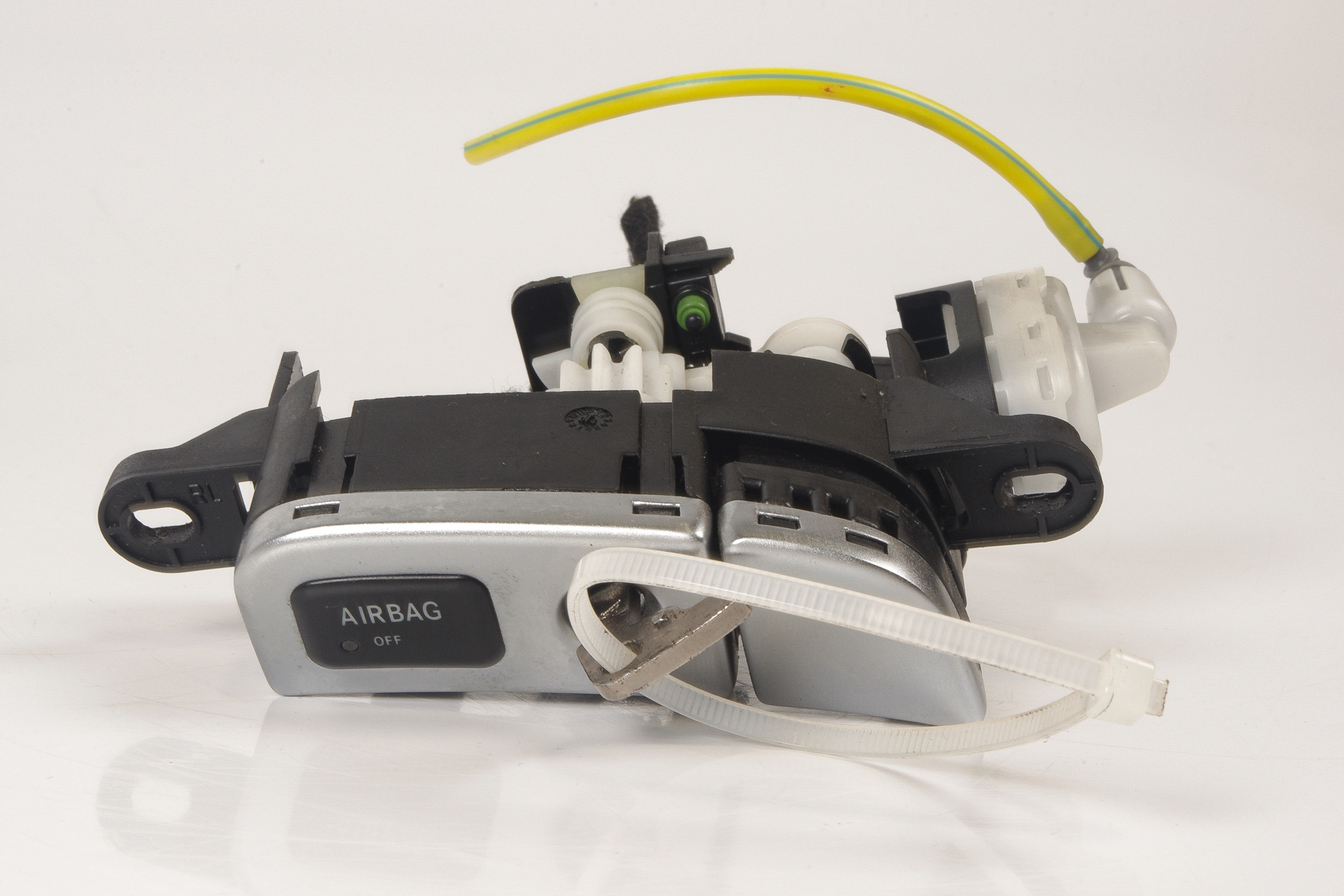 Mercedes 2307500093 Lock Set - Red | R230 SL