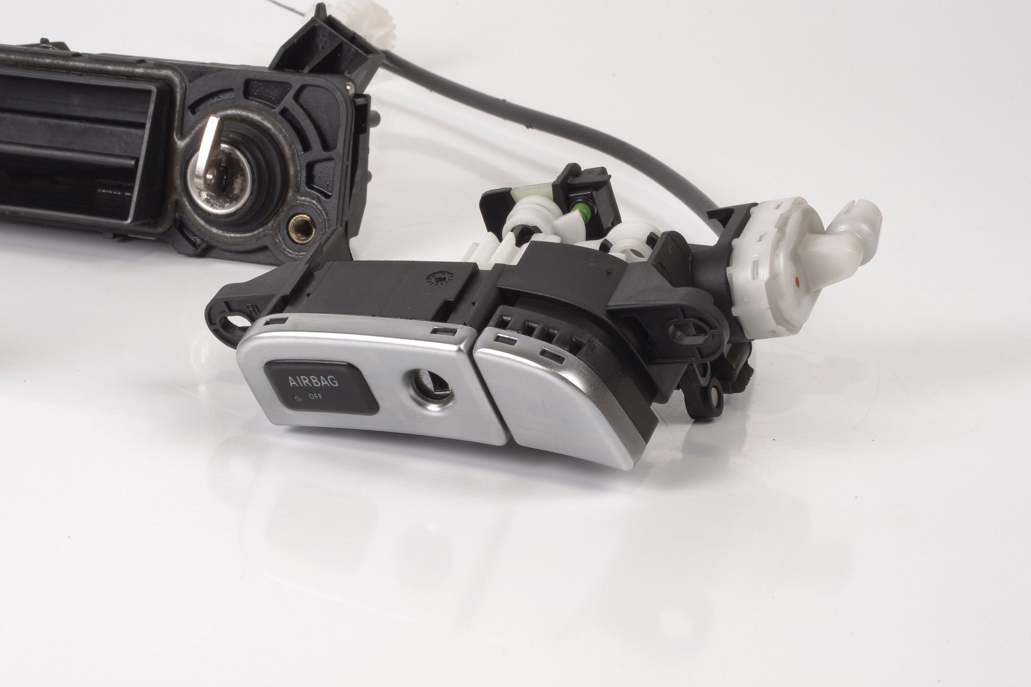 Mercedes 2307500093 Lock Set x2 - Silver | R230 SL