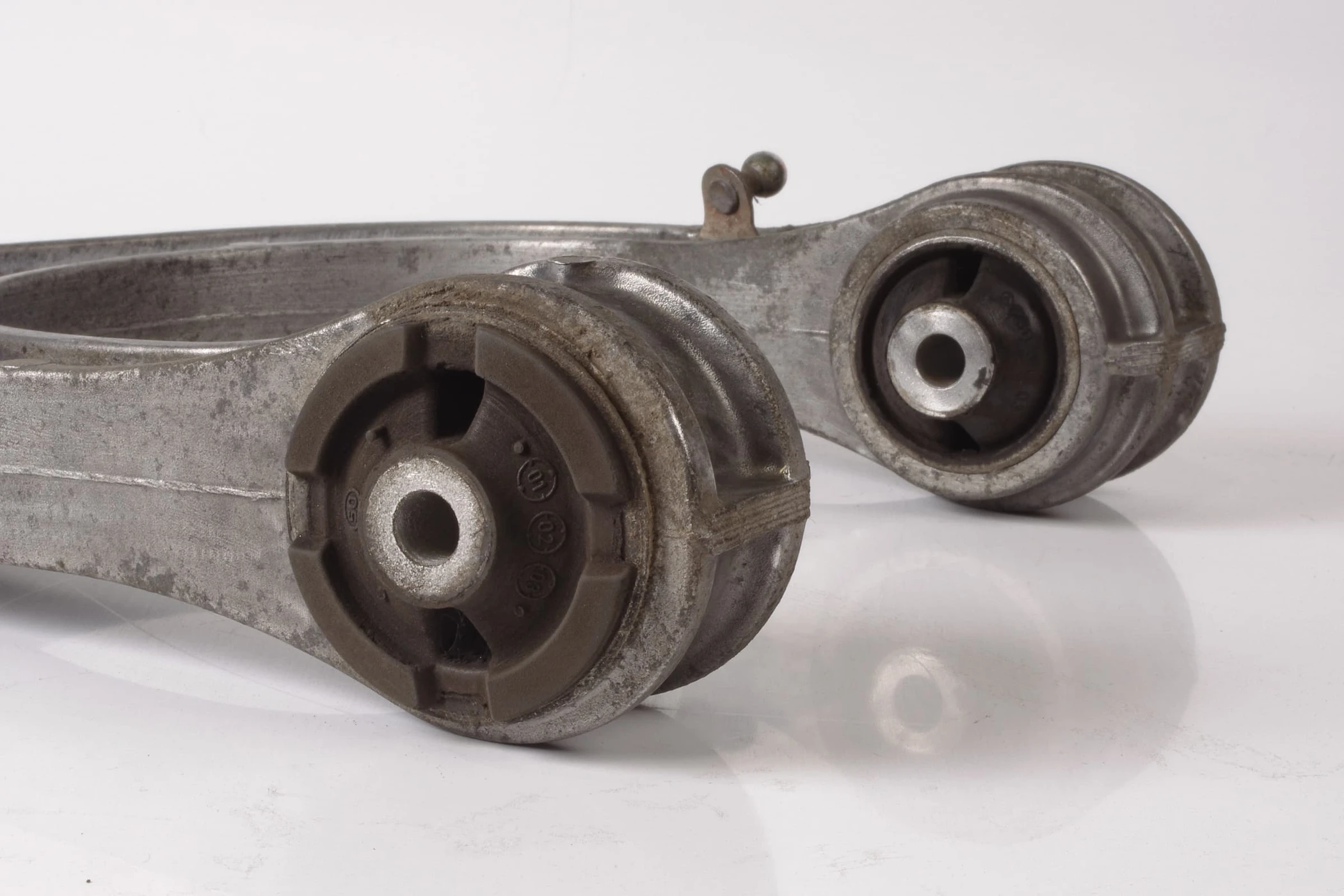Mercedes 2303330201 Control Arm | R230 SL