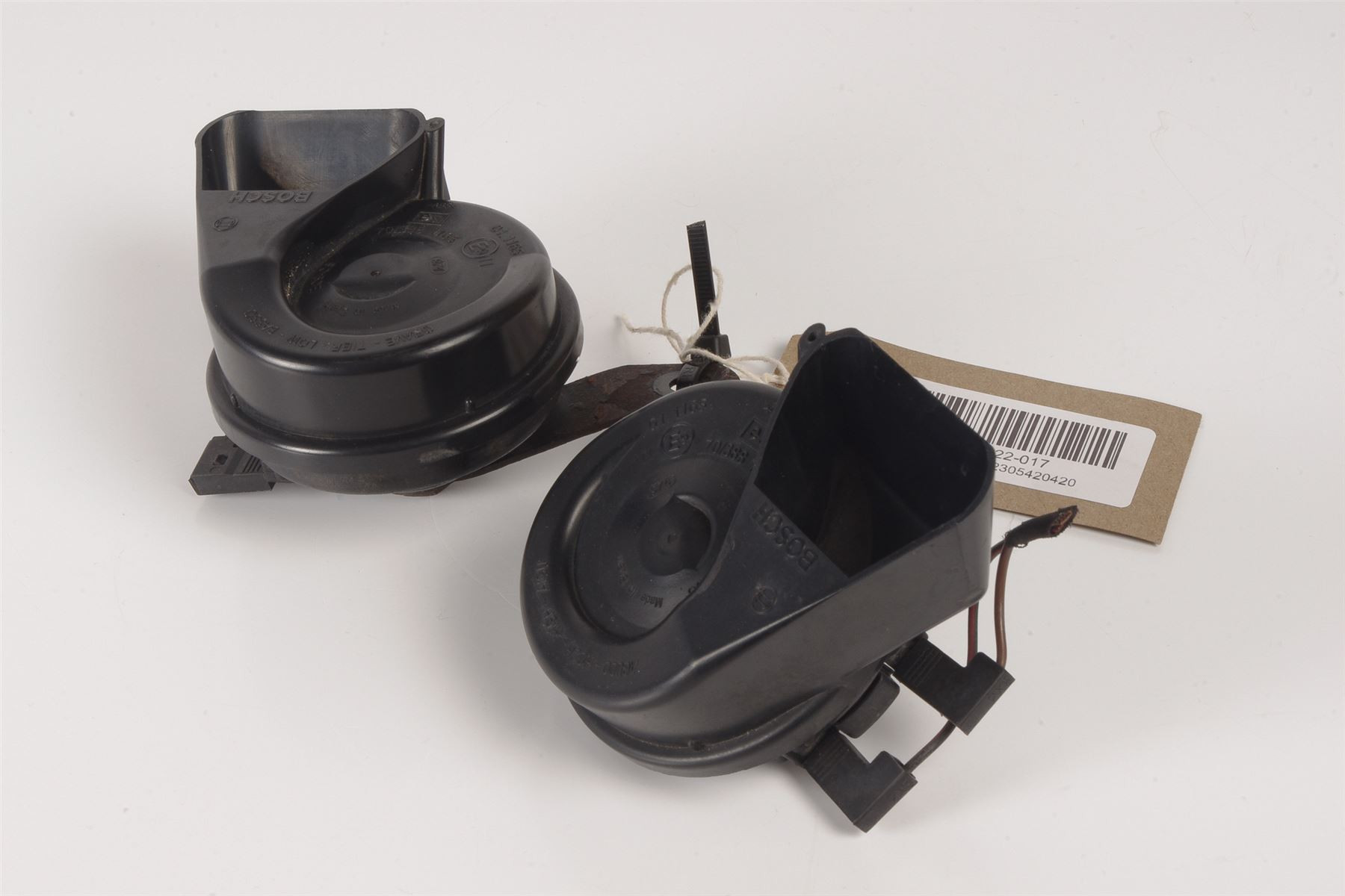 Mercedes 2305420320 Horn Set | R230 SL