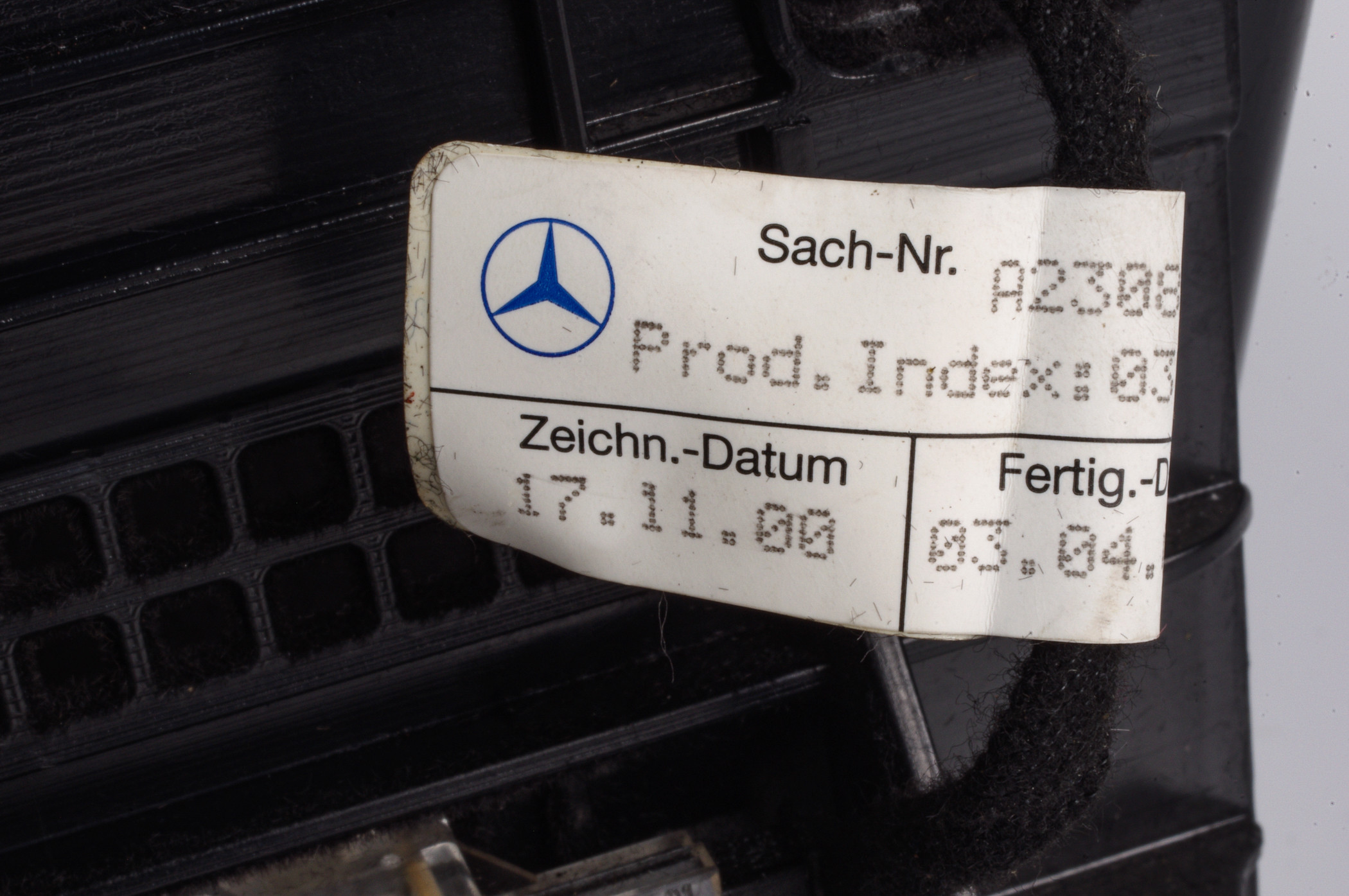 Mercedes 2306800050 Centre Console Storage | R230 SL