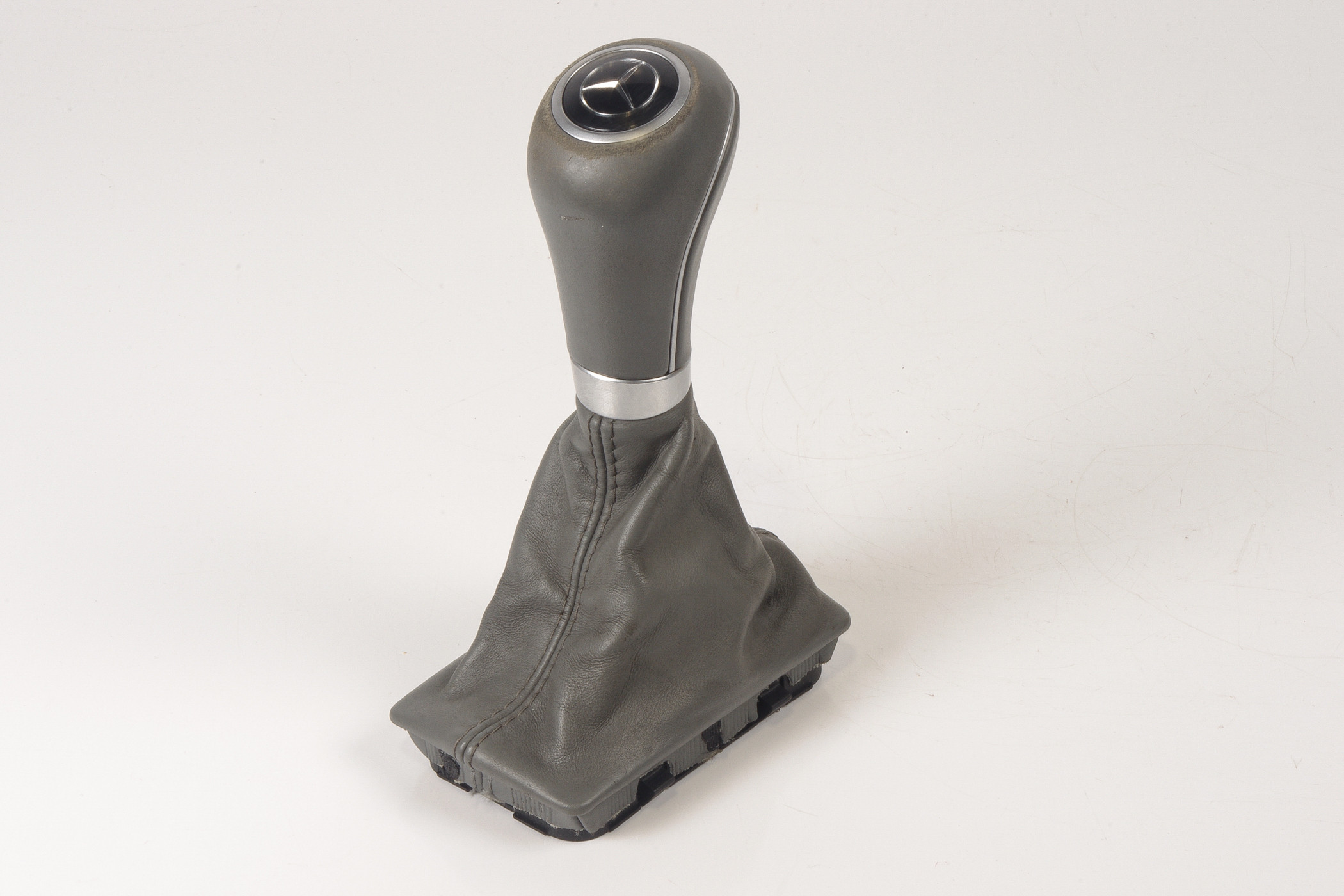 Mercedes 2302675610 Gear Knob - Grey | R230 SL