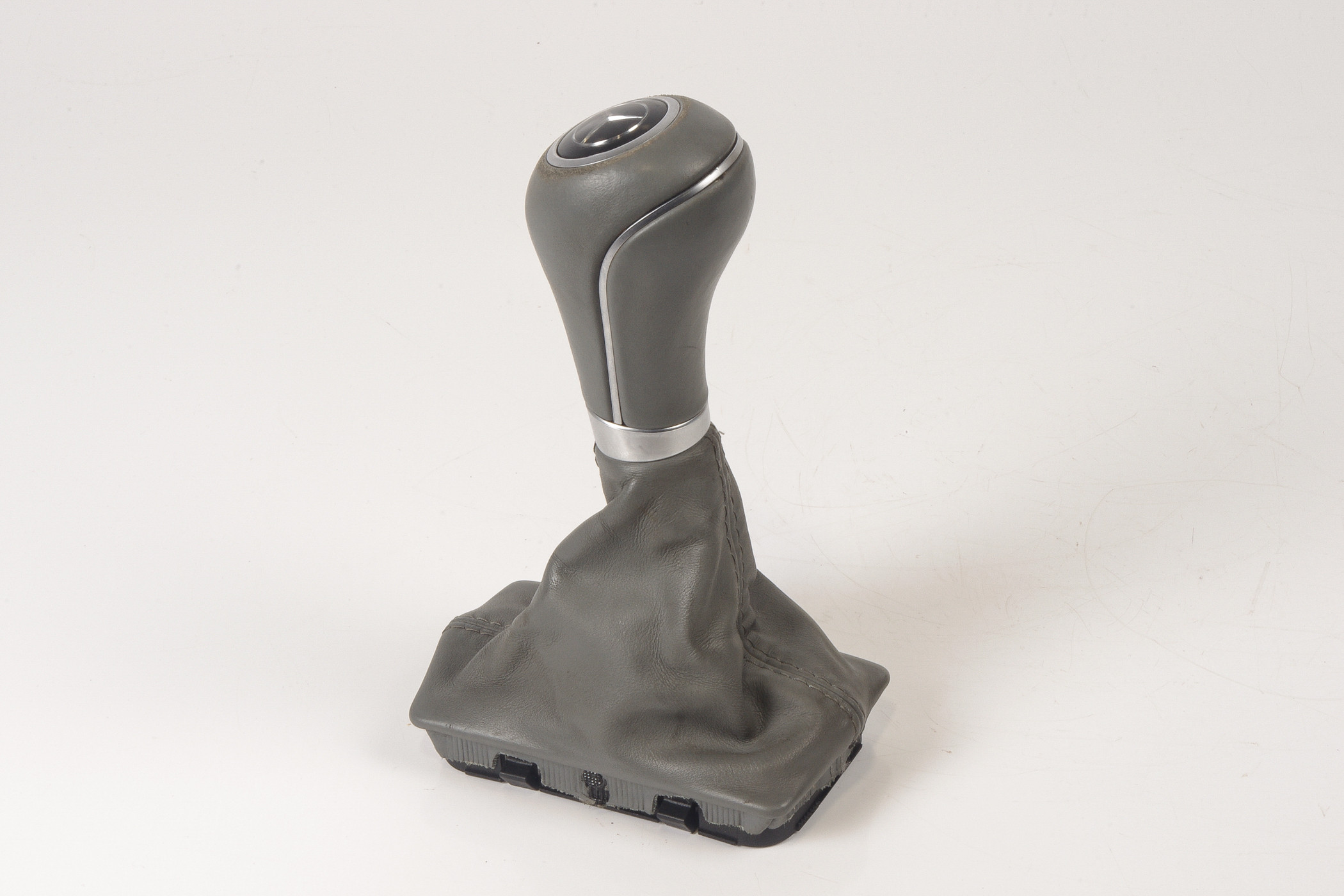 Mercedes 2302675610 Gear Knob - Grey | R230 SL