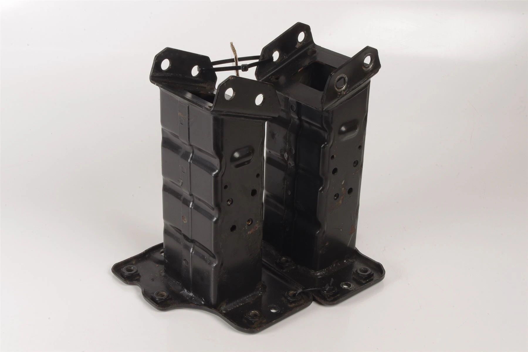 Mercedes 2306204734 Crossmember Bracket x2 - Front | R230 SL