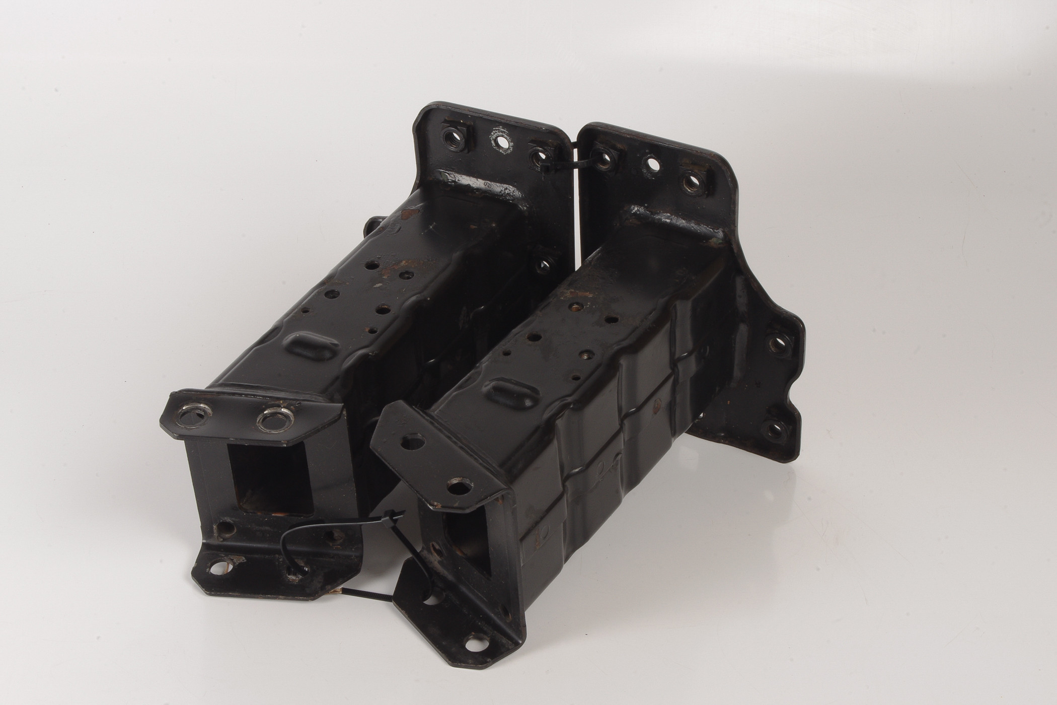 Mercedes 2306204734 Crossmember Bracket x2 - Front | R230 SL