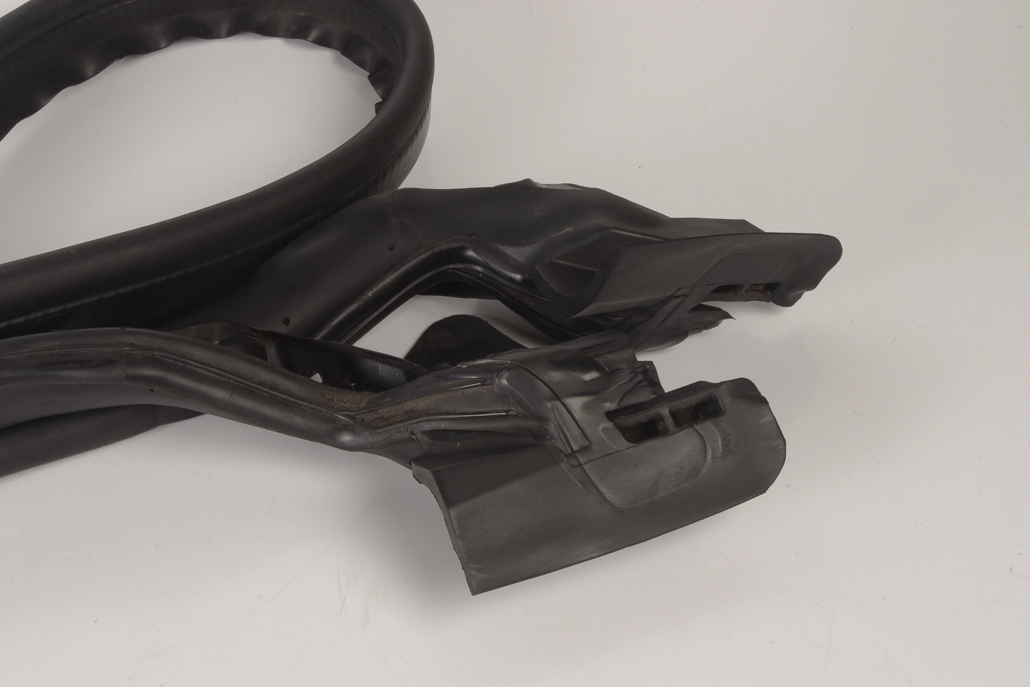 Mercedes 2307500598 Boot Seal | R230 SL