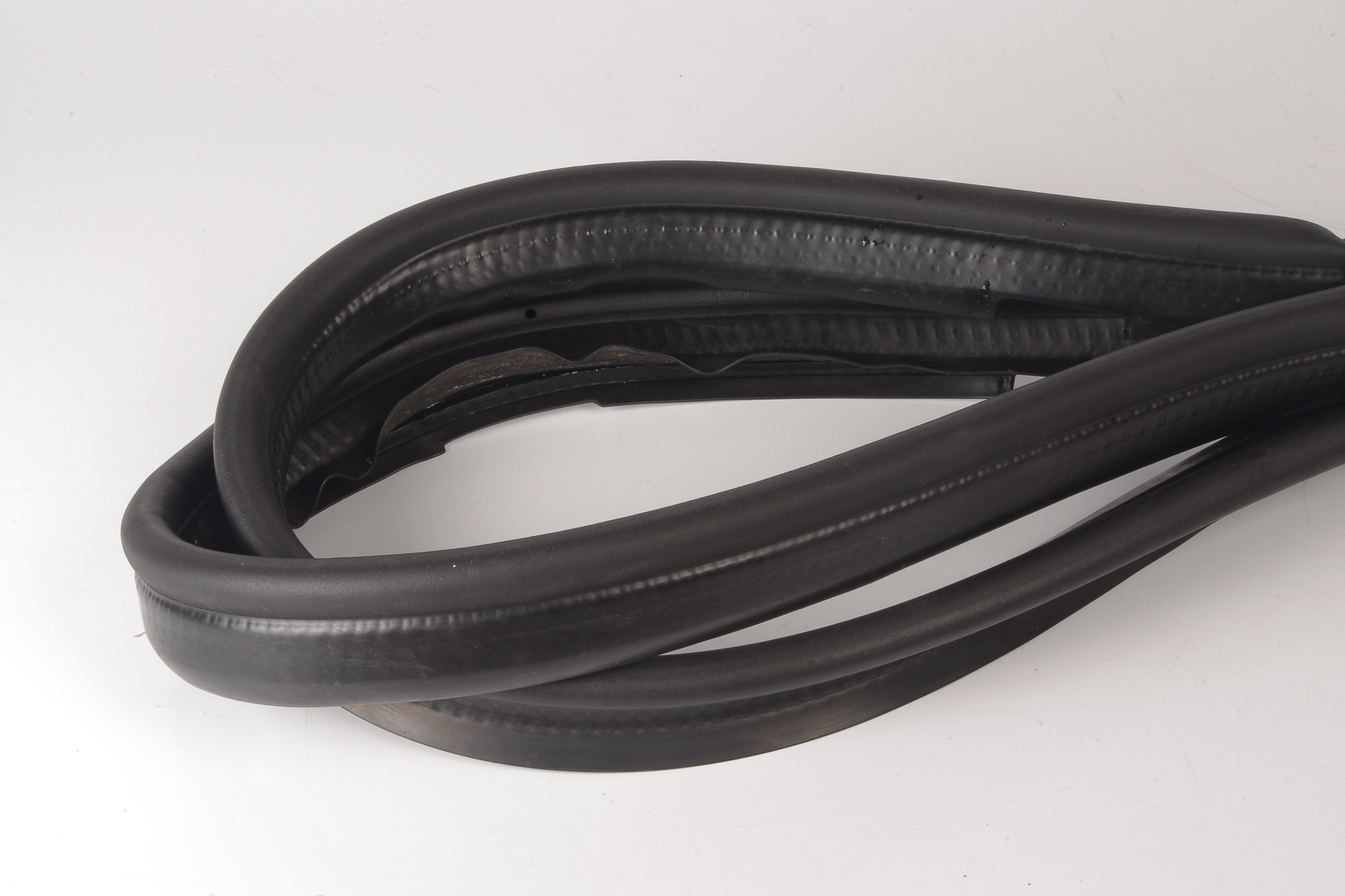 Mercedes 2307500598 Boot Seal | R230 SL