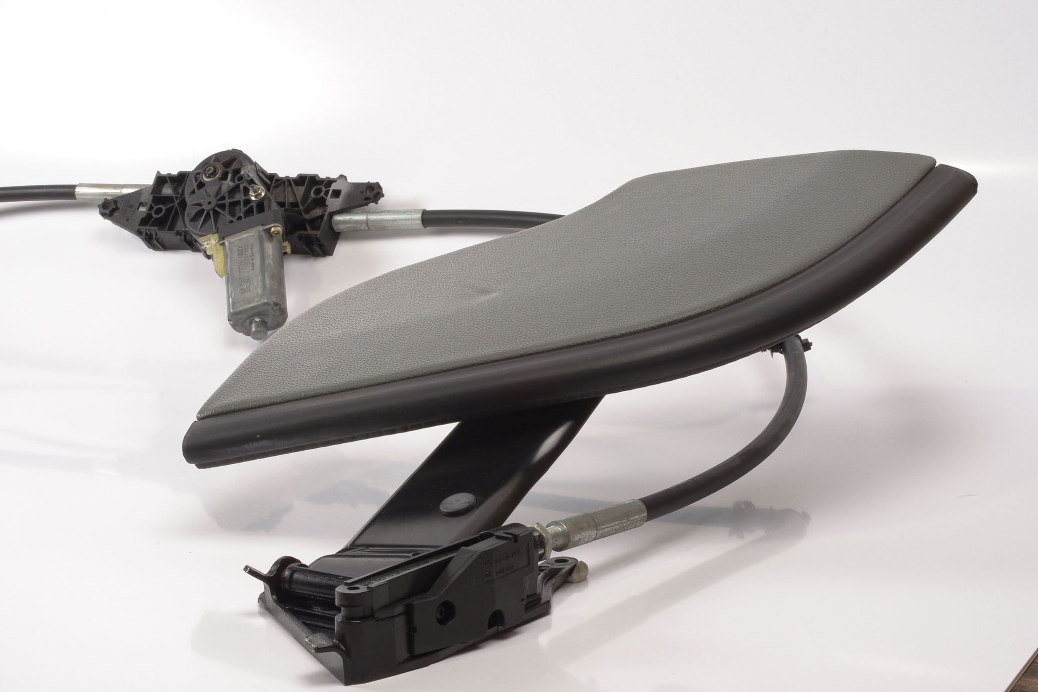 Mercedes 2307500806 Hat Tray Flaps & Motor - Grey | R230 SL