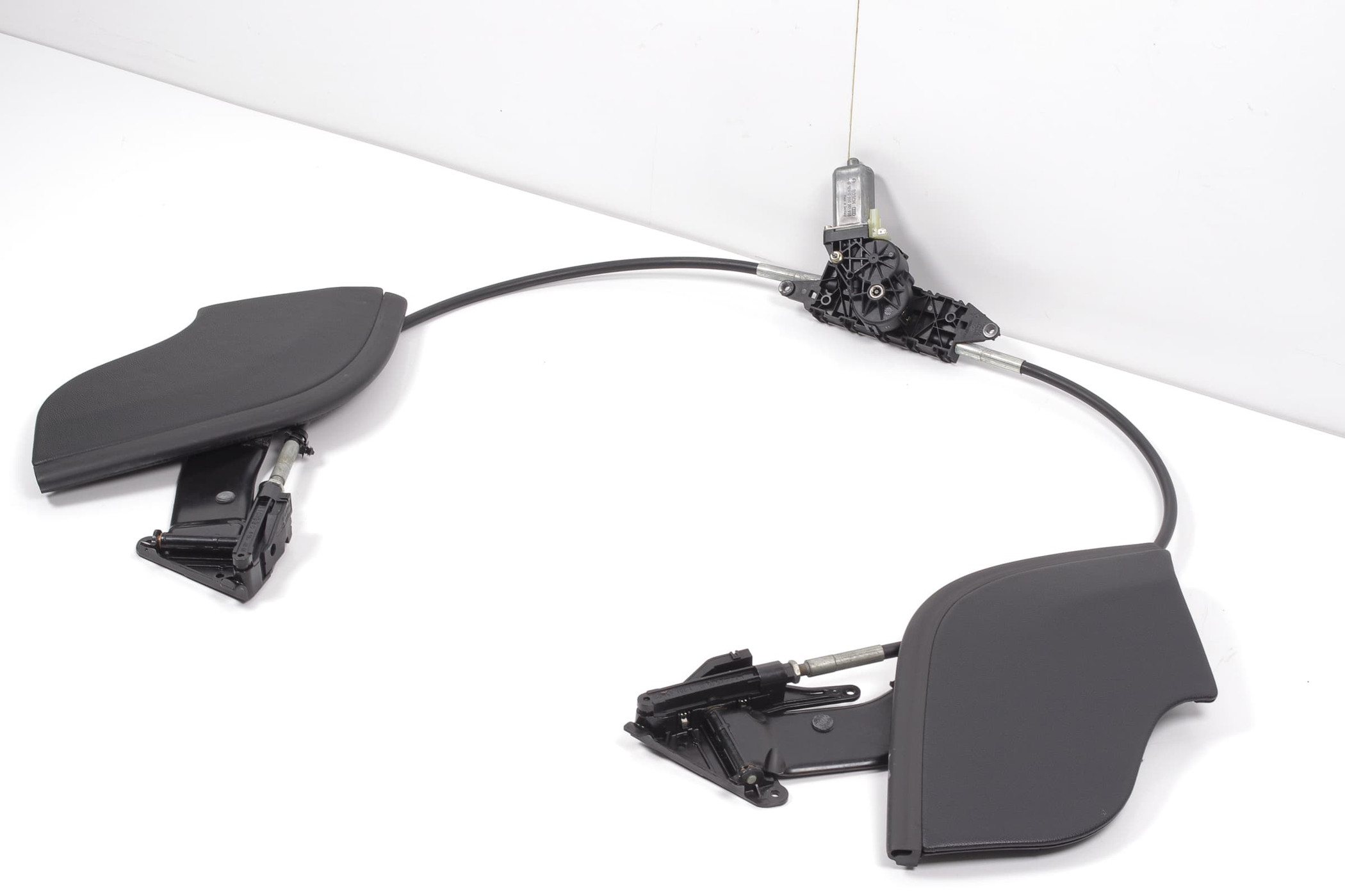 Mercedes 2307500806 Hat Tray Flaps & Motor - Black | R230 SL