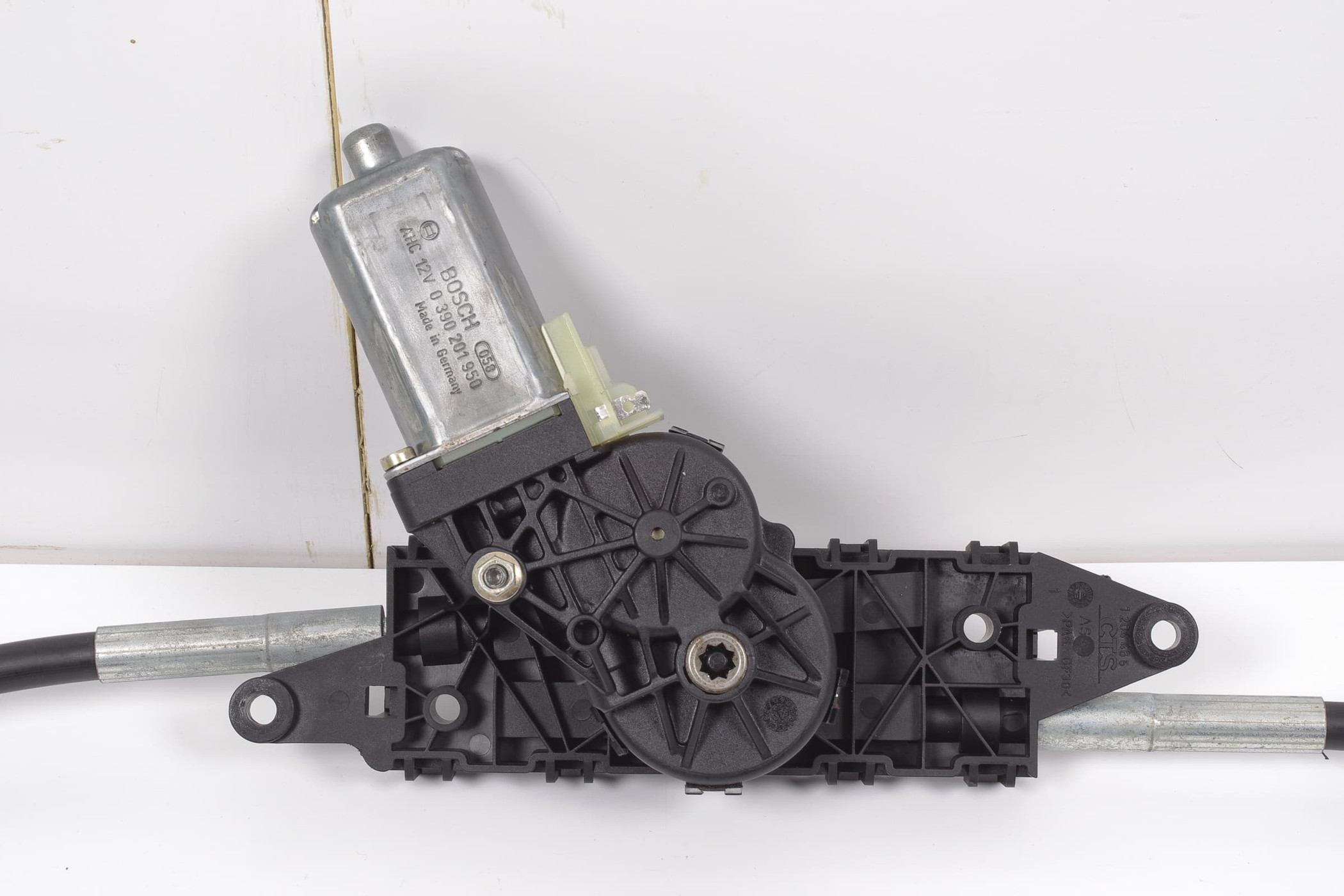 Mercedes 2307500806 Hat Tray Flaps & Motor - Black | R230 SL