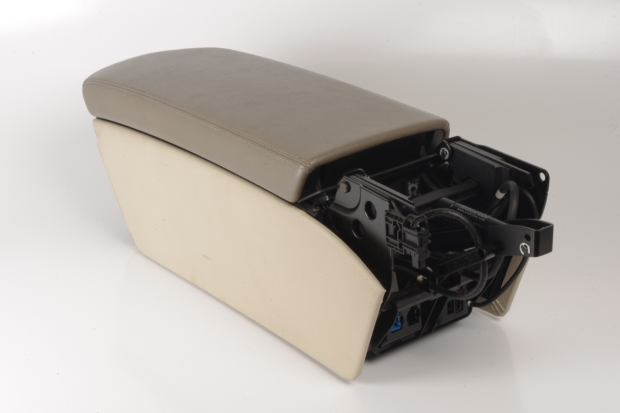 Mercedes 2306804939 Centre Console Armrest | R230 SL