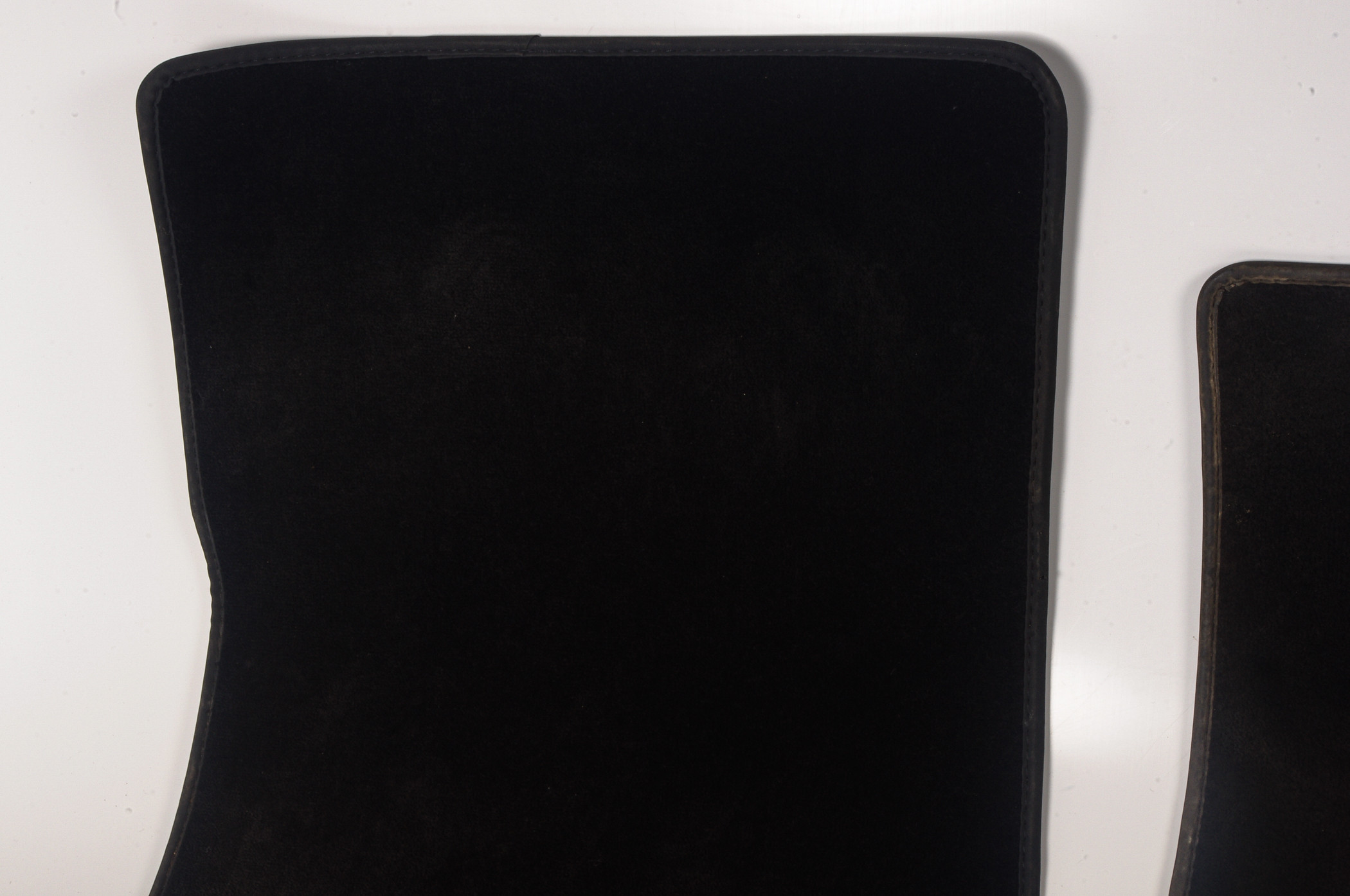 Mercedes 2306801240 Floor Mat Set x2 - Black | R230 SL