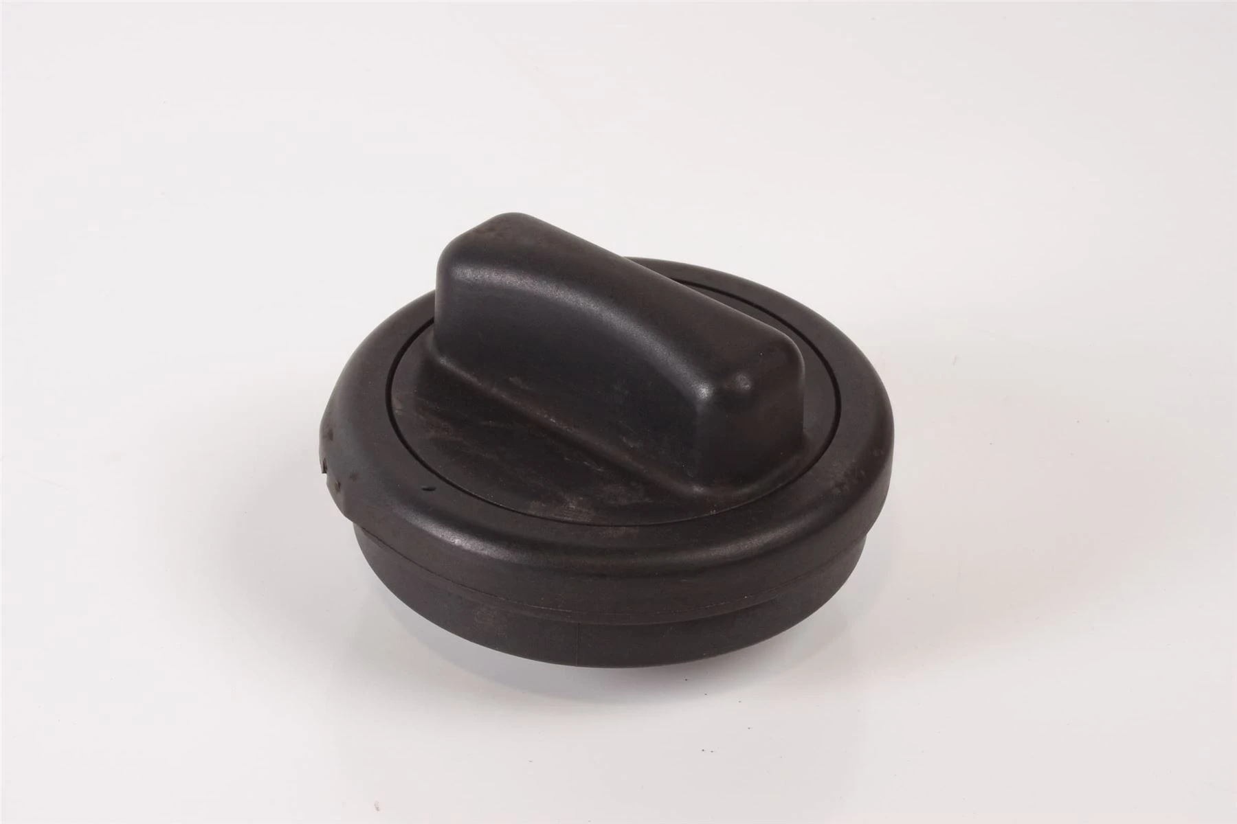 Mercedes 2214700705 Fuel Filler Cap | R172 SLK W204 C X204 GLK C207 A207 W212...