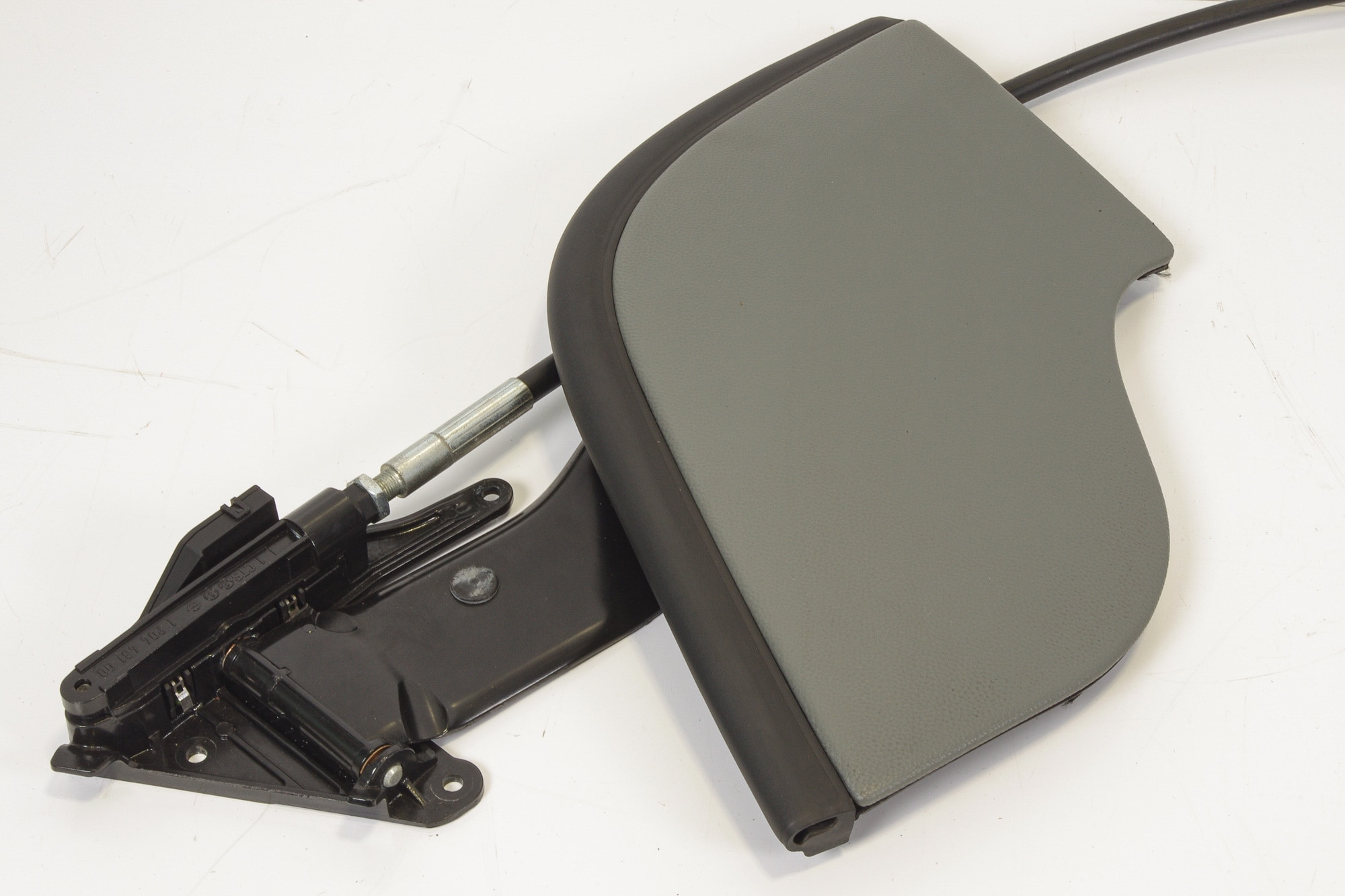 Mercedes 2307500806 Hat Tray Flaps & Motor - Grey (a) | R230 SL