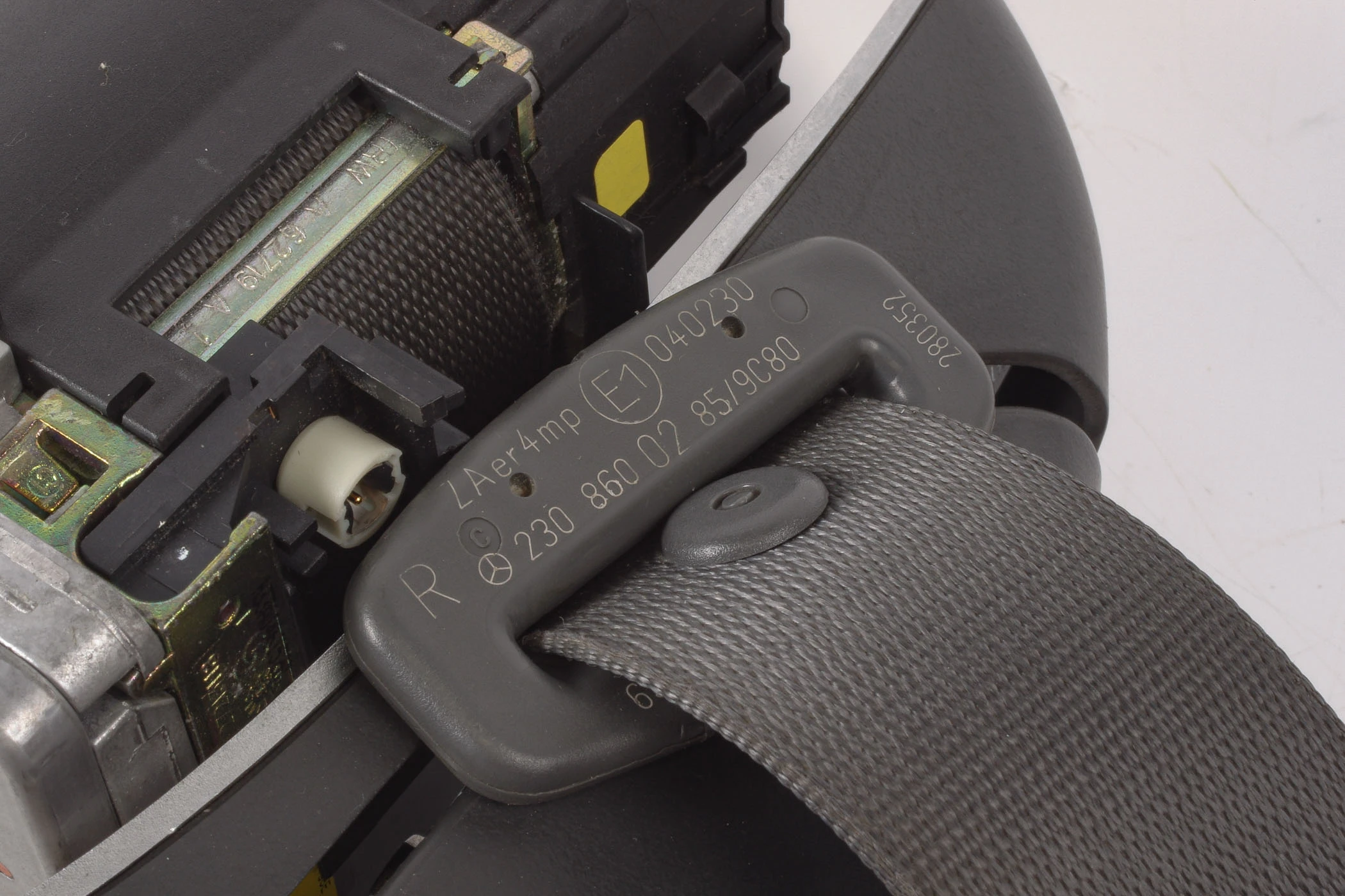 Mercedes 2308600285 Seat Belt - Front Right Black | R230 SL