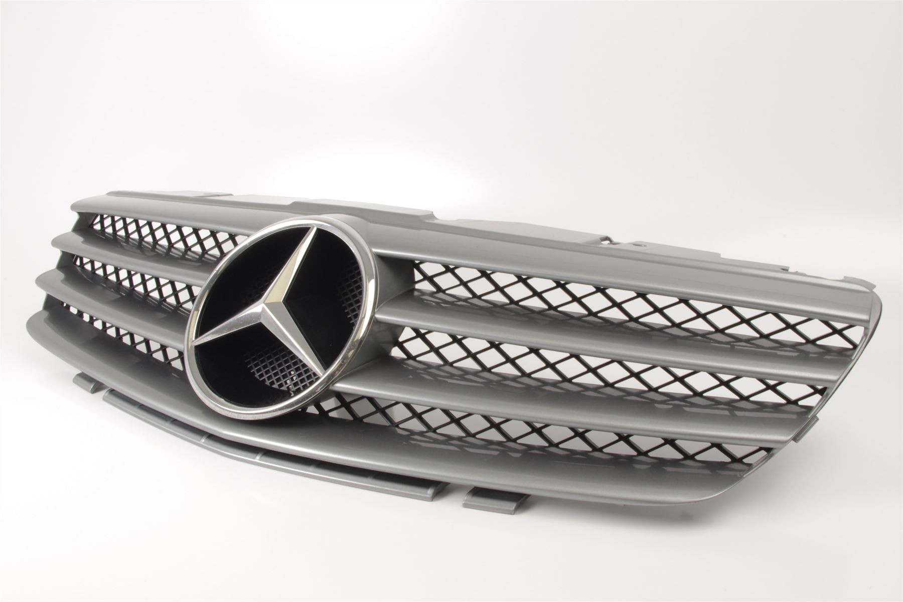 Mercedes 2308800583 Bonnet Grille - Silver | R230 SL