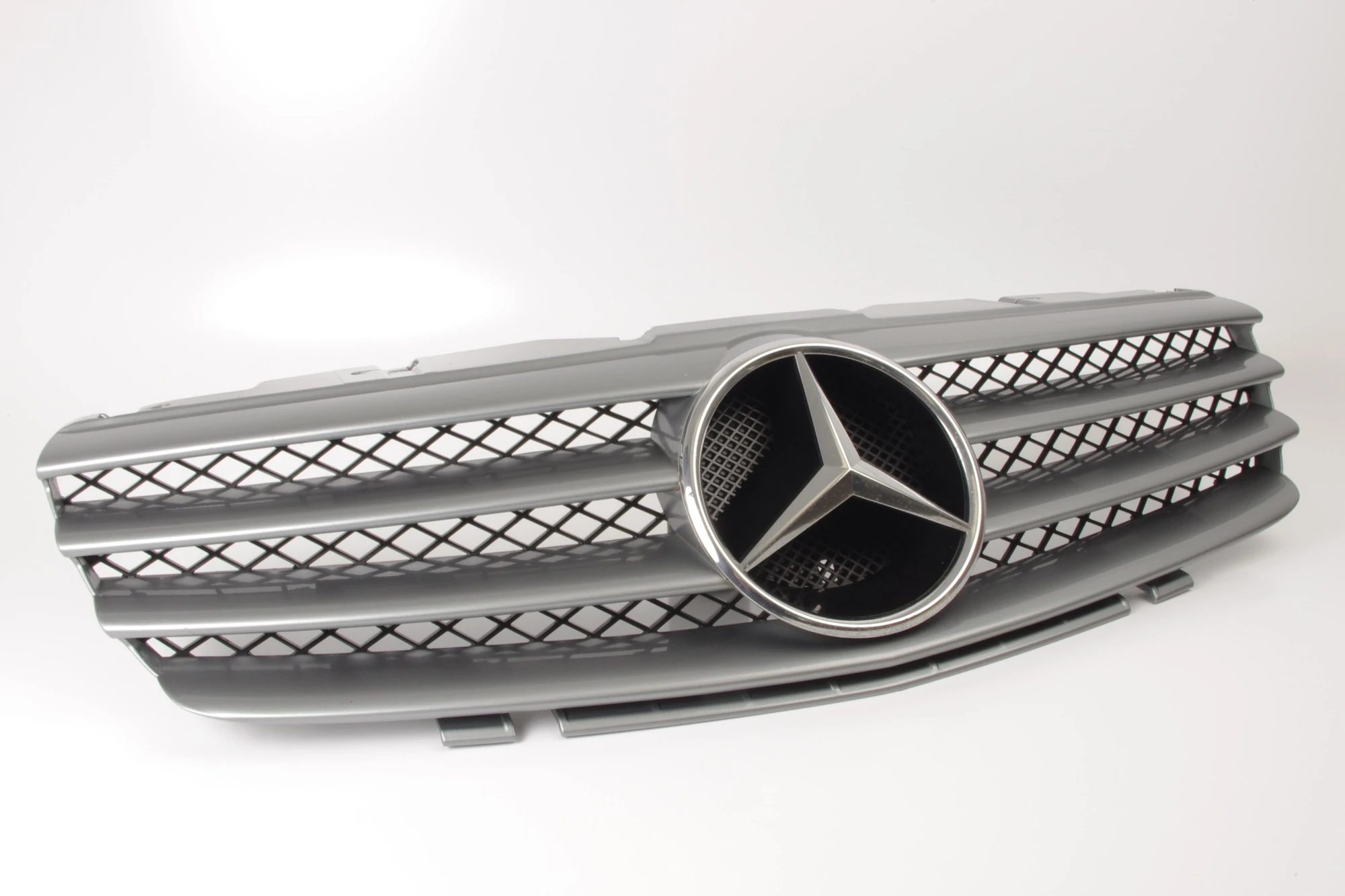 Mercedes 2308800583 Bonnet Grille - Silver | R230 SL
