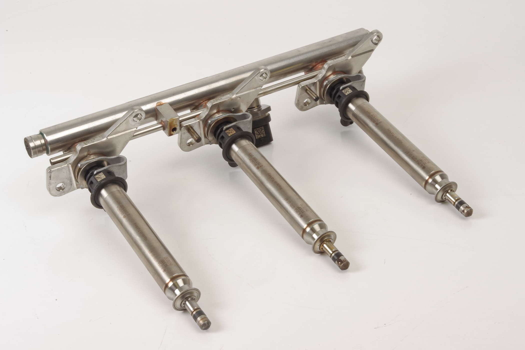 Mercedes 2760700400 AMG Fuel Rail & Injector Set - Right | W205 C