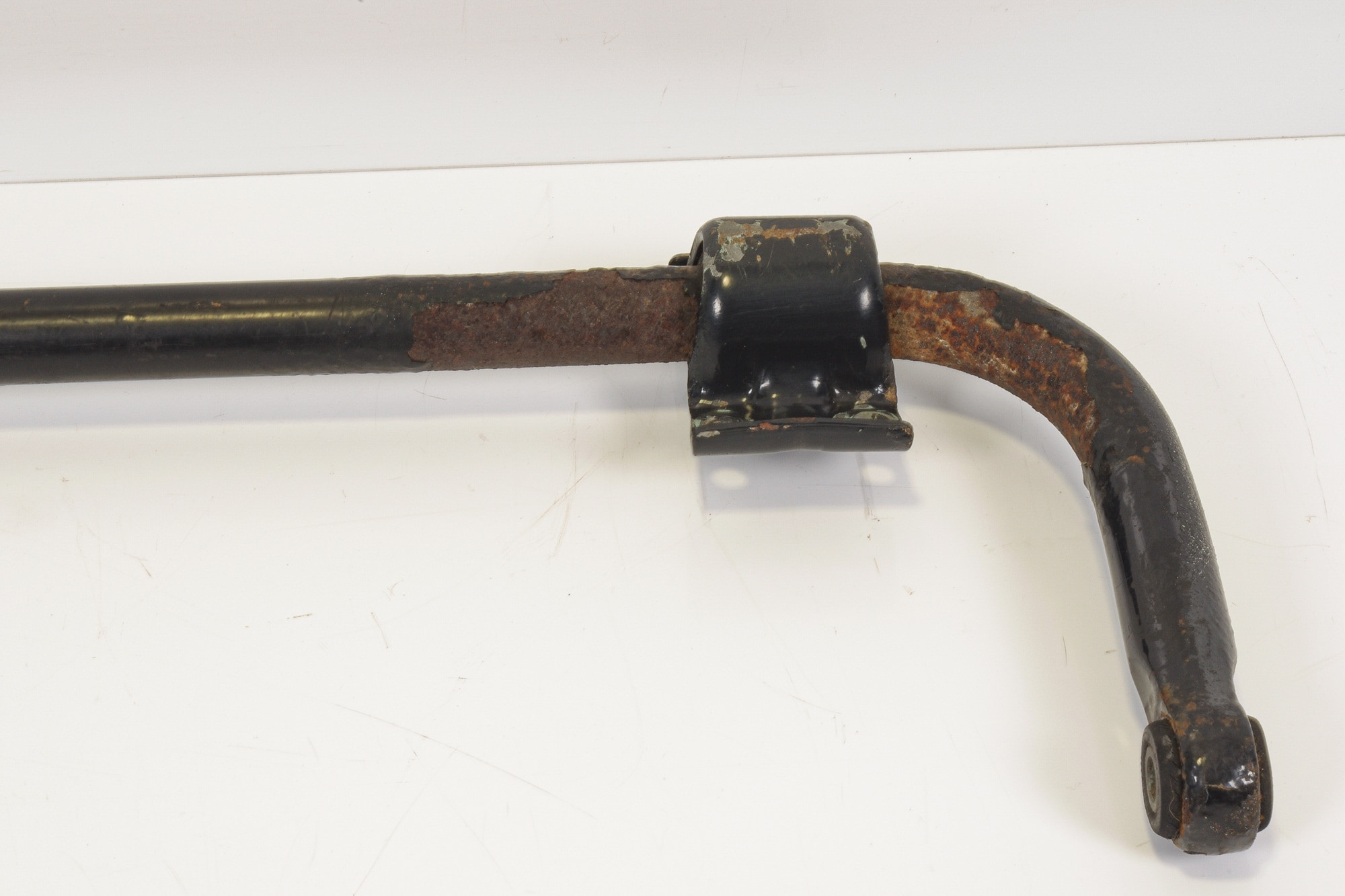 Mercedes 4603230165 Torsion Bar - Front (a) | W460 W461 G