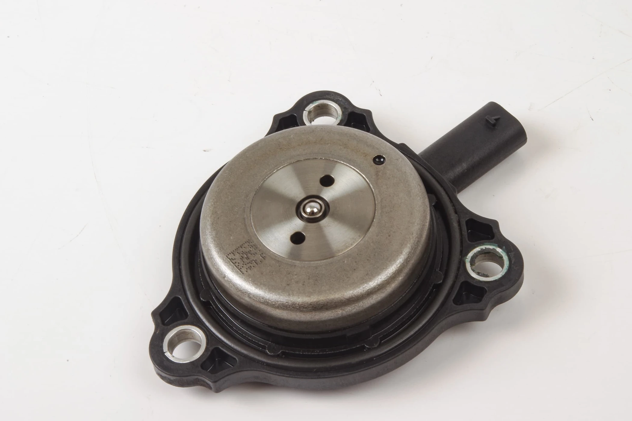 Mercedes 2761560790 Camshaft Adjuster Magnet | W117 CLA X156 GLA W166 M X166...