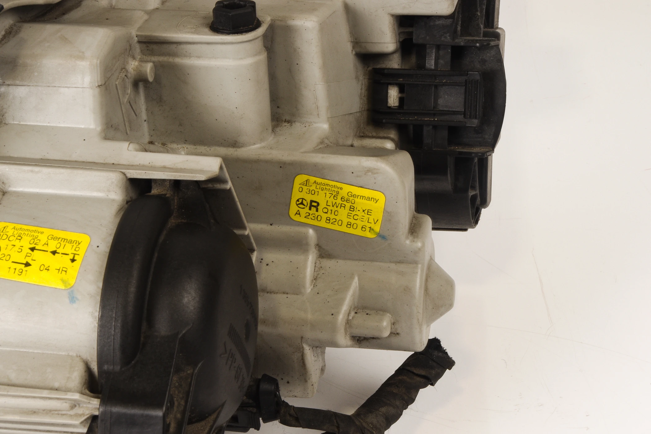 Mercedes 2308208061 Headlight - Right | R230 SL