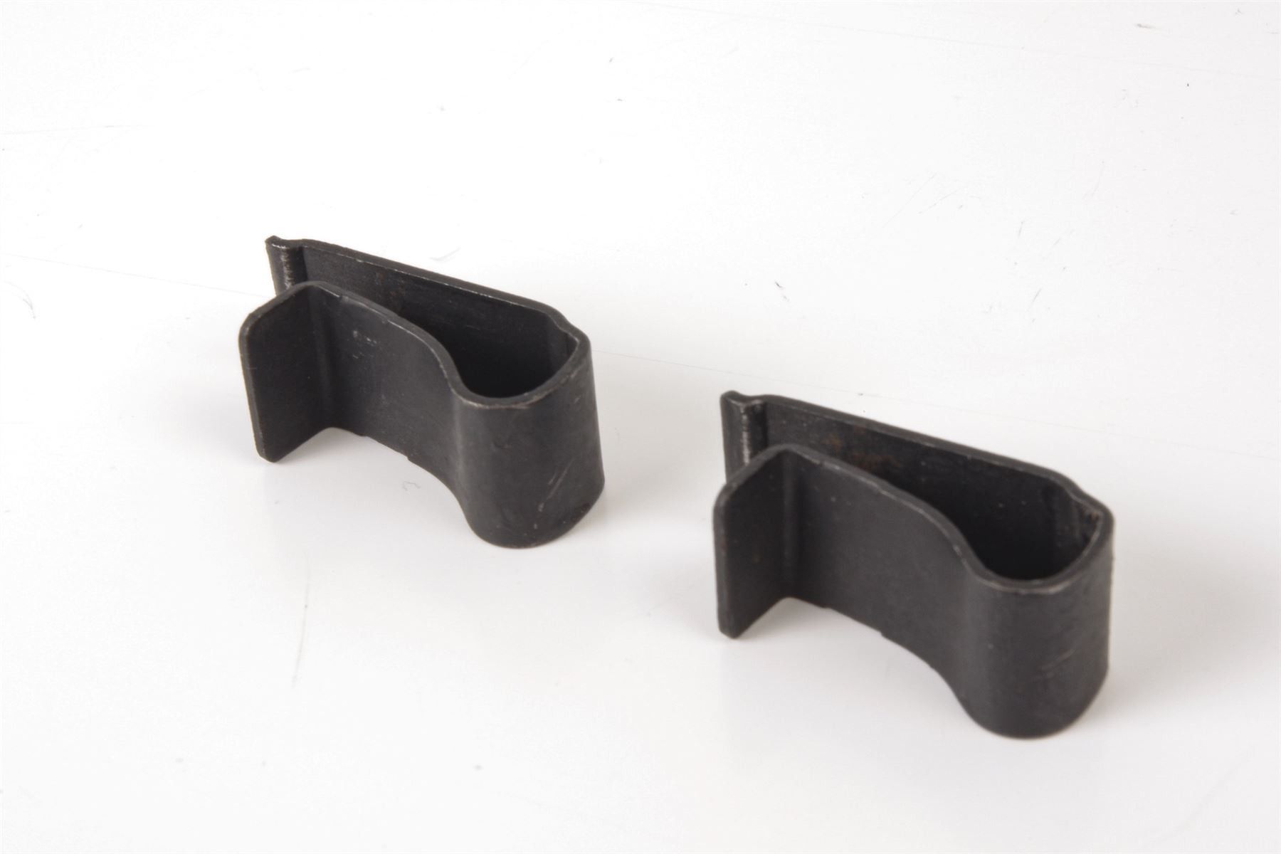 Mercedes 1235040246 Fan Shroud Clip x2 | R107 R129 SL W123 W124 W210 W211 E...