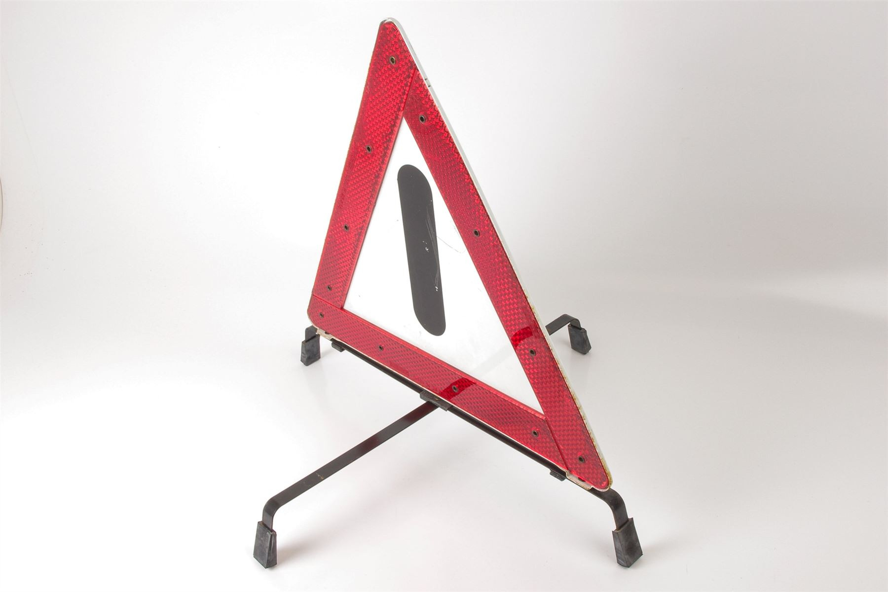 Mercedes 1405900212 Warning Triangle (d) | W124 V124 C124 E R129 SL W140 S