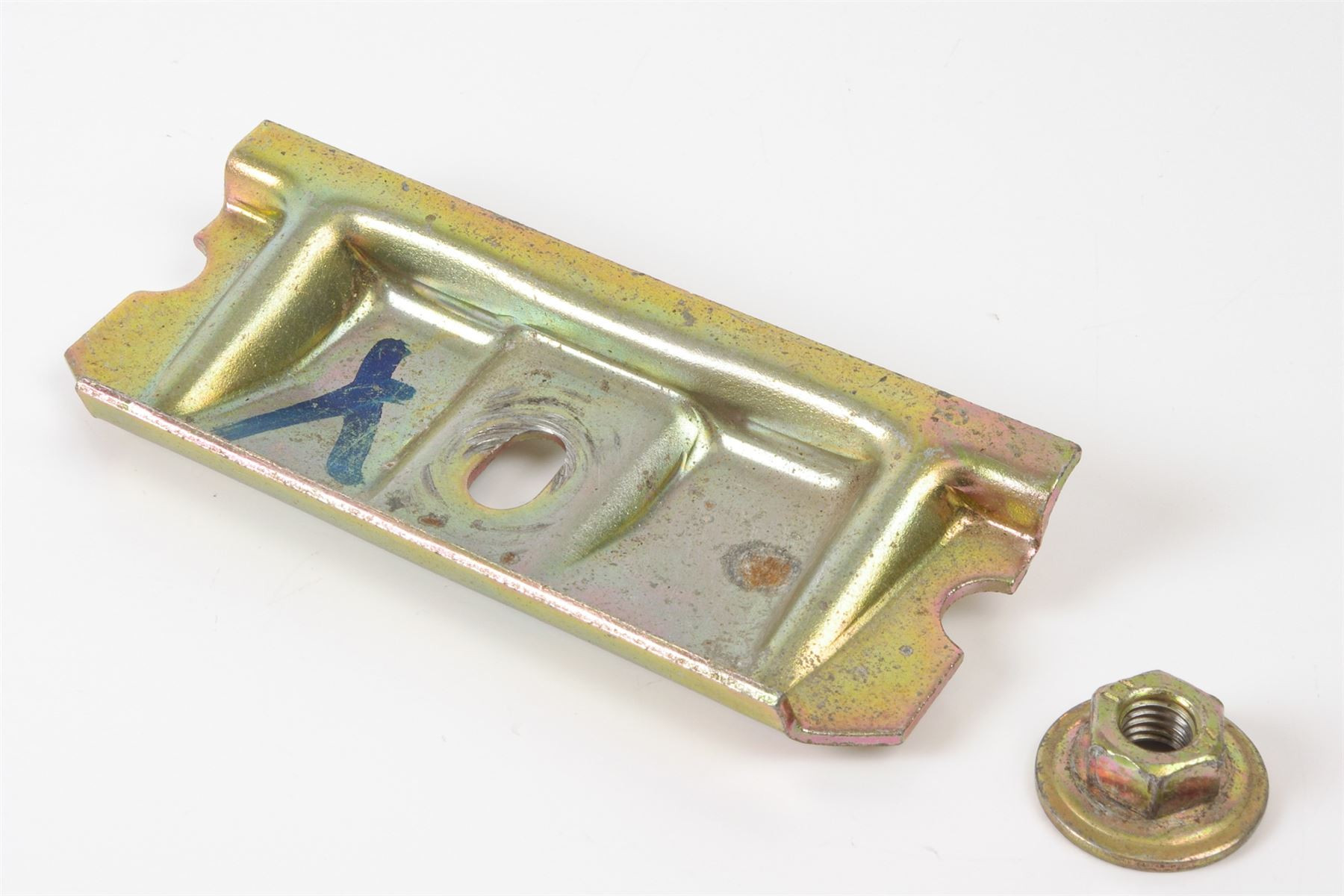 Mercedes 1298950070 Battery Clamp (a) | W124 E R129 SL W140 S W202 C C208...