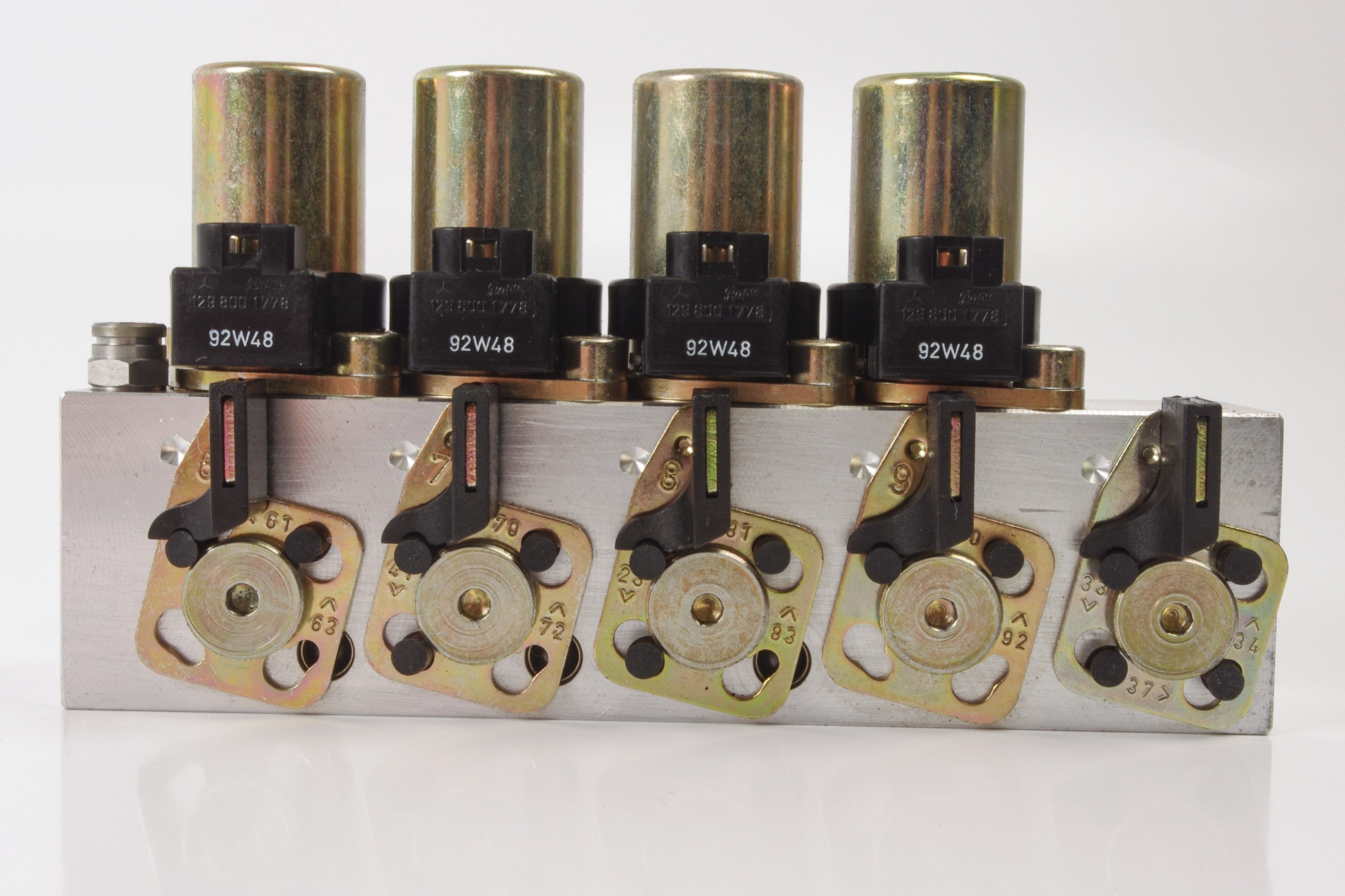 Mercedes 1298001978 Roof Hydraulic Valve Block (a) | R129 SL