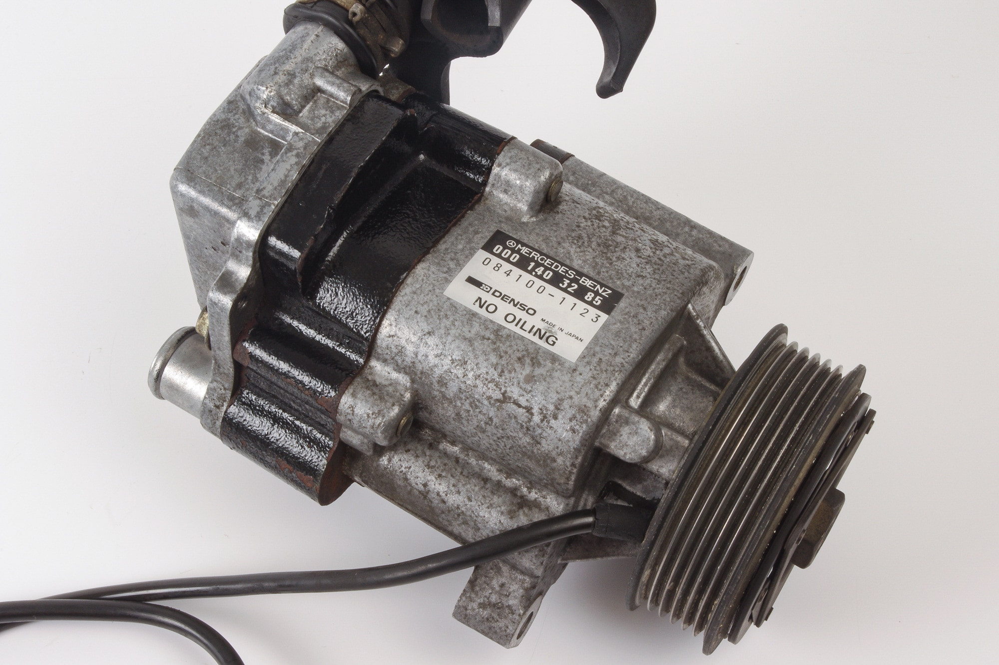 Mercedes 0001403285 Air Injection Pump (a) | W124 E R129 SL W140 S