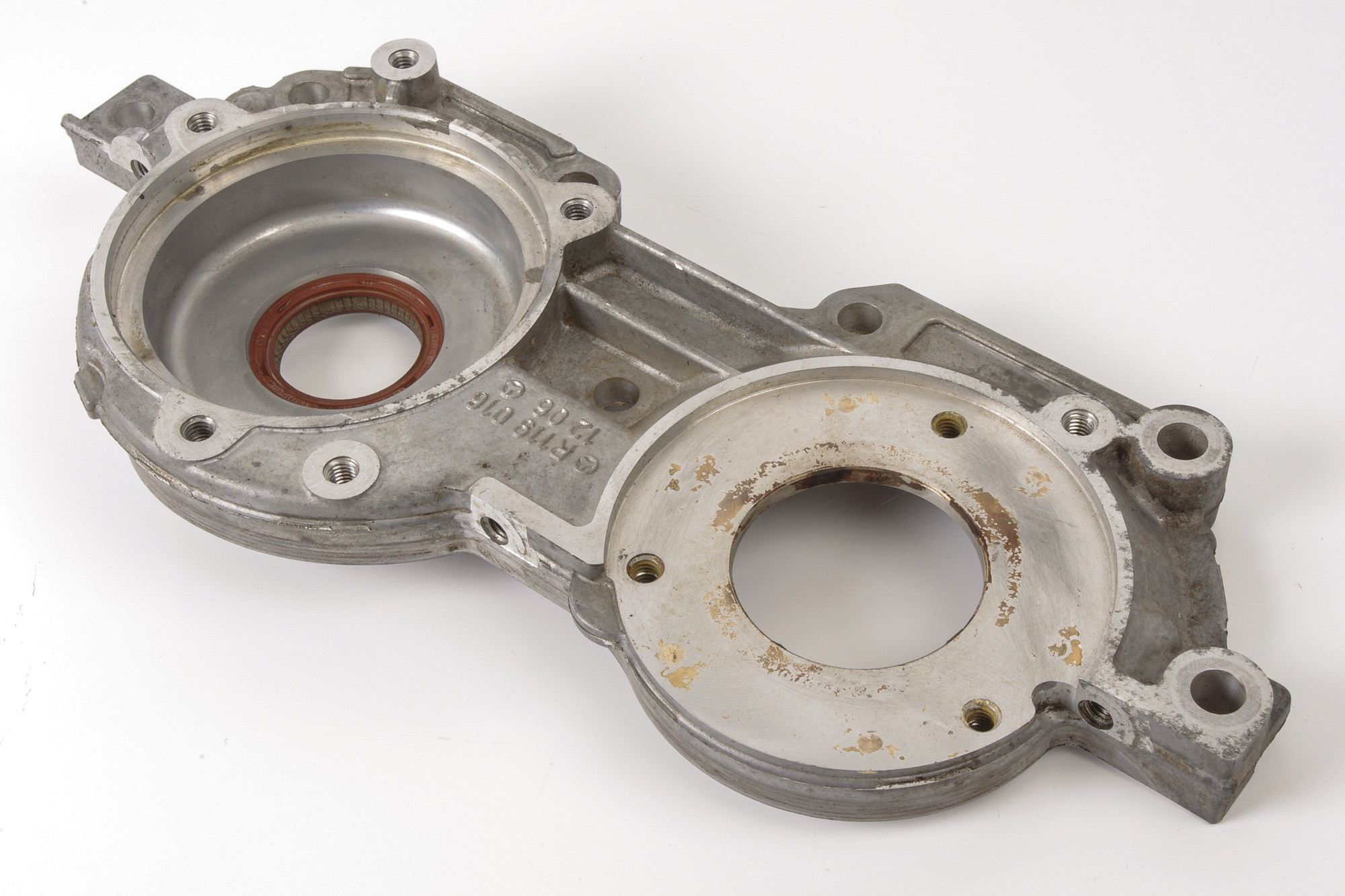 Mercedes 1190161206 Valve Cylinder Head Cover - Left | W124 E R129 SL W140 S