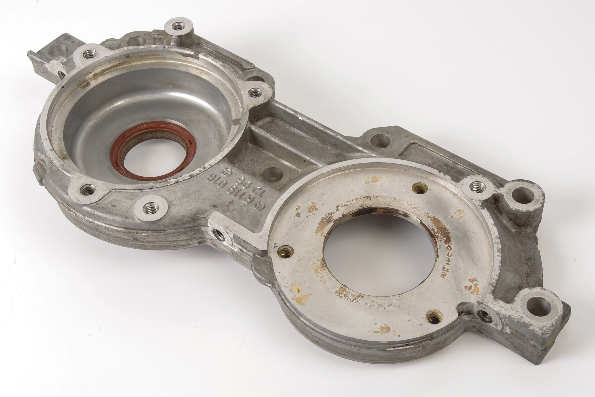 Mercedes 1190161206 Valve Cylinder Head Cover - Left | W124 E R129 SL W140 S