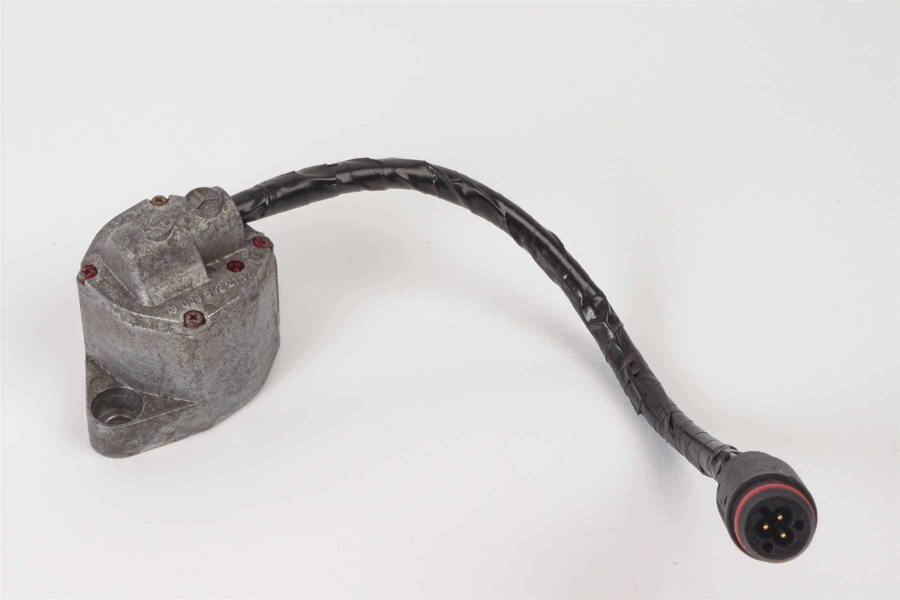 Mercedes 0095422117 ADS Acceleration Sensor - Front Left (a) | R129 SL W140 S