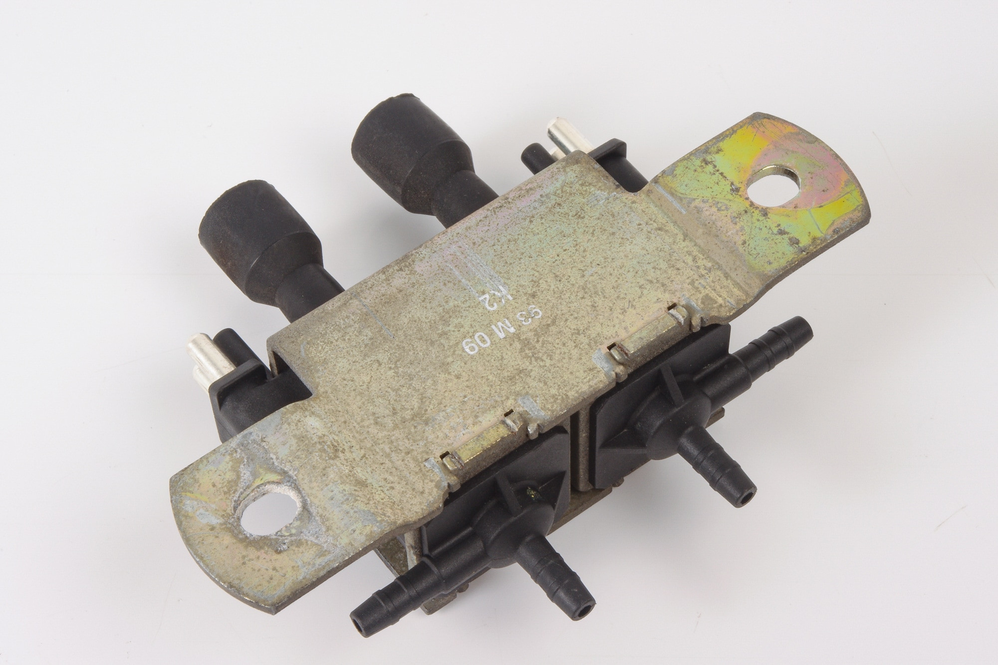 Mercedes 0025400097 EGR Valve - Right | R129 SL W140 V140 C140 S