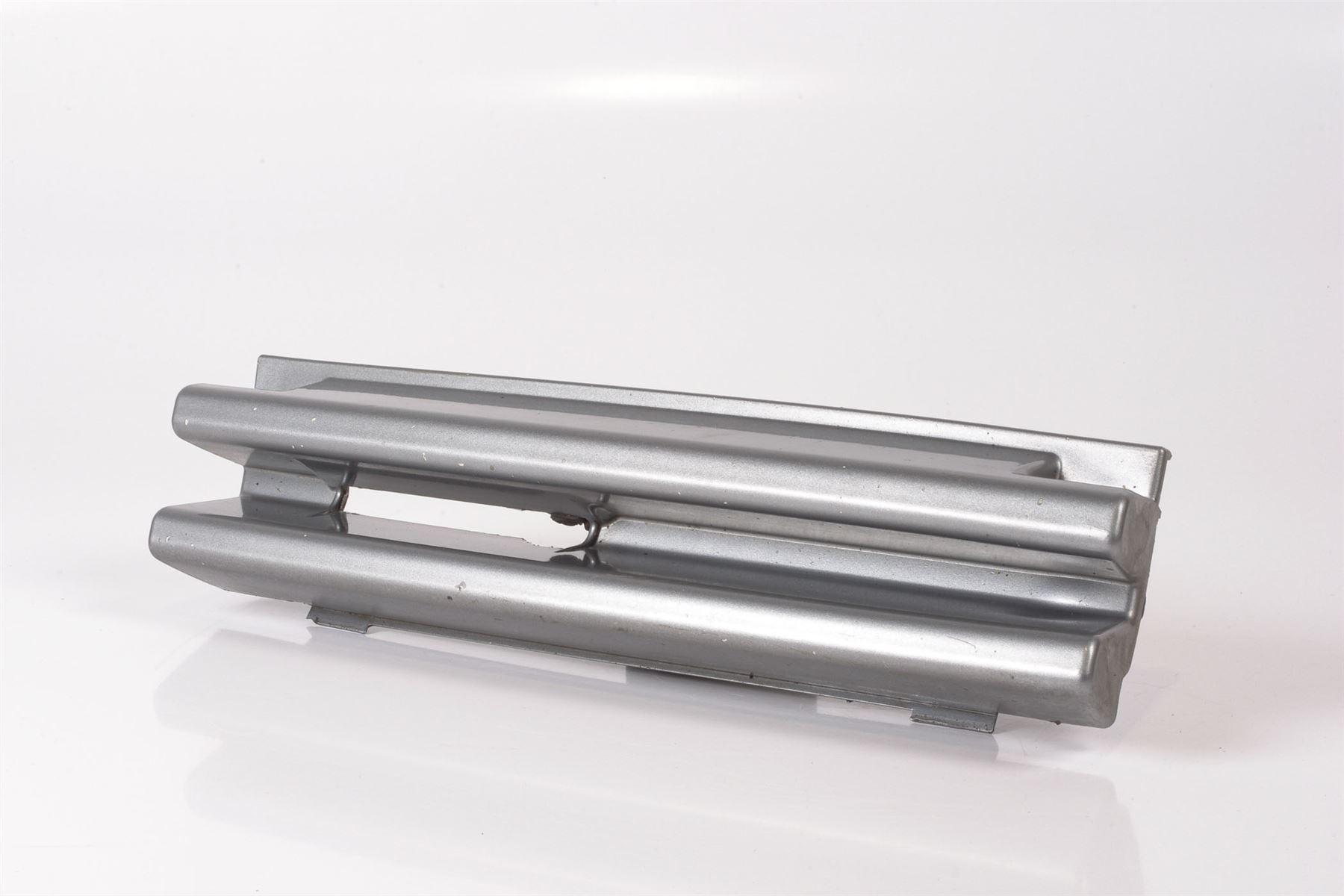 Mercedes 1408850926 Tow Eye Cover - Left Silver (b) | W140 V140 S